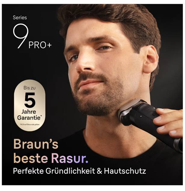 Braun Series 9 Pro+ Elektrorasierer-Anzeige mit einem Mann, der sich den Hals rasiert, mit dem Text "Bis zu 5 Jahre Garantie"", ""Brauns beste Rasur"" und ""Perfekte Gründlichkeit & Hautschutz"".