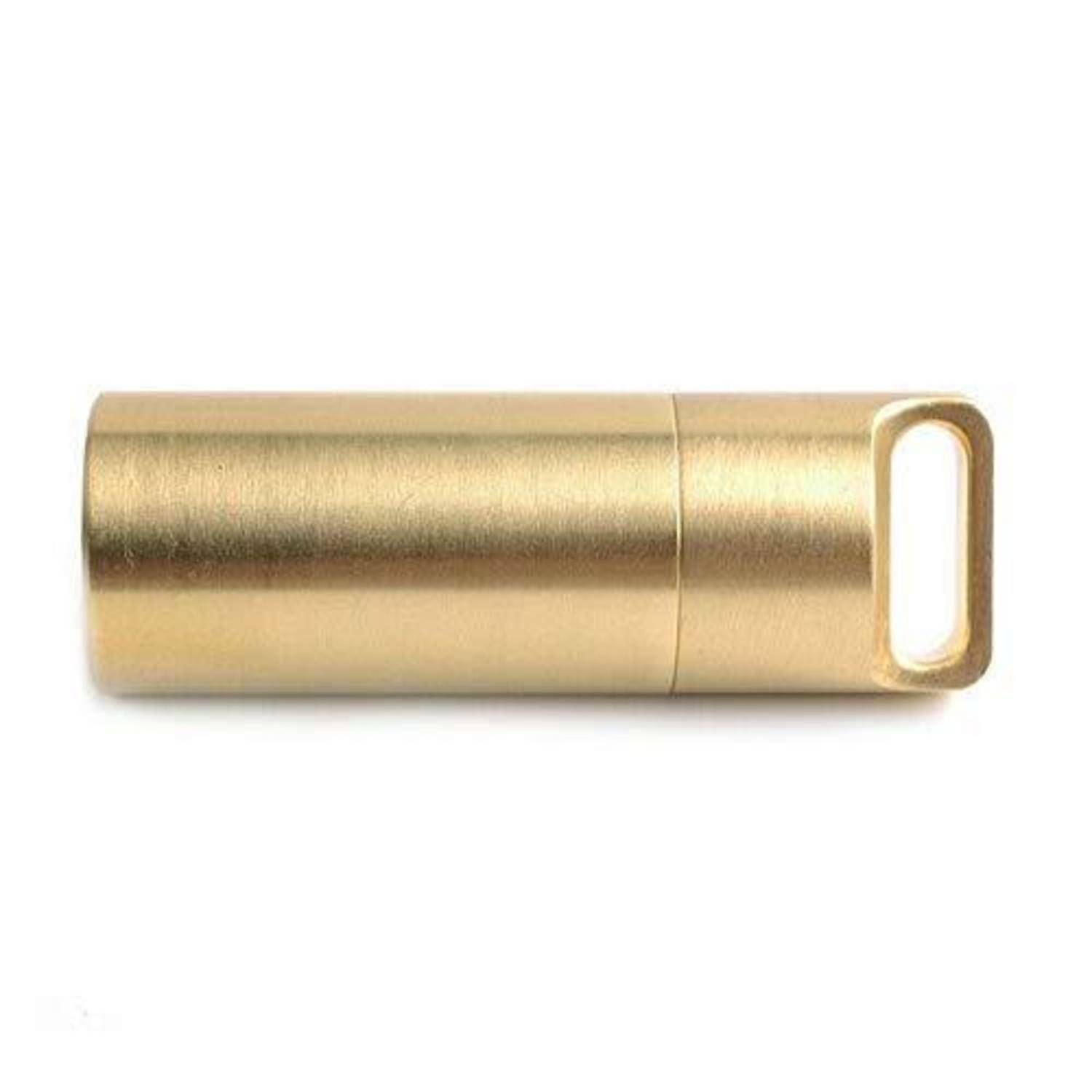 Goldener zylindrischer USB-Stick mit einer Schlaufe am Ende auf weißem Hintergrund.