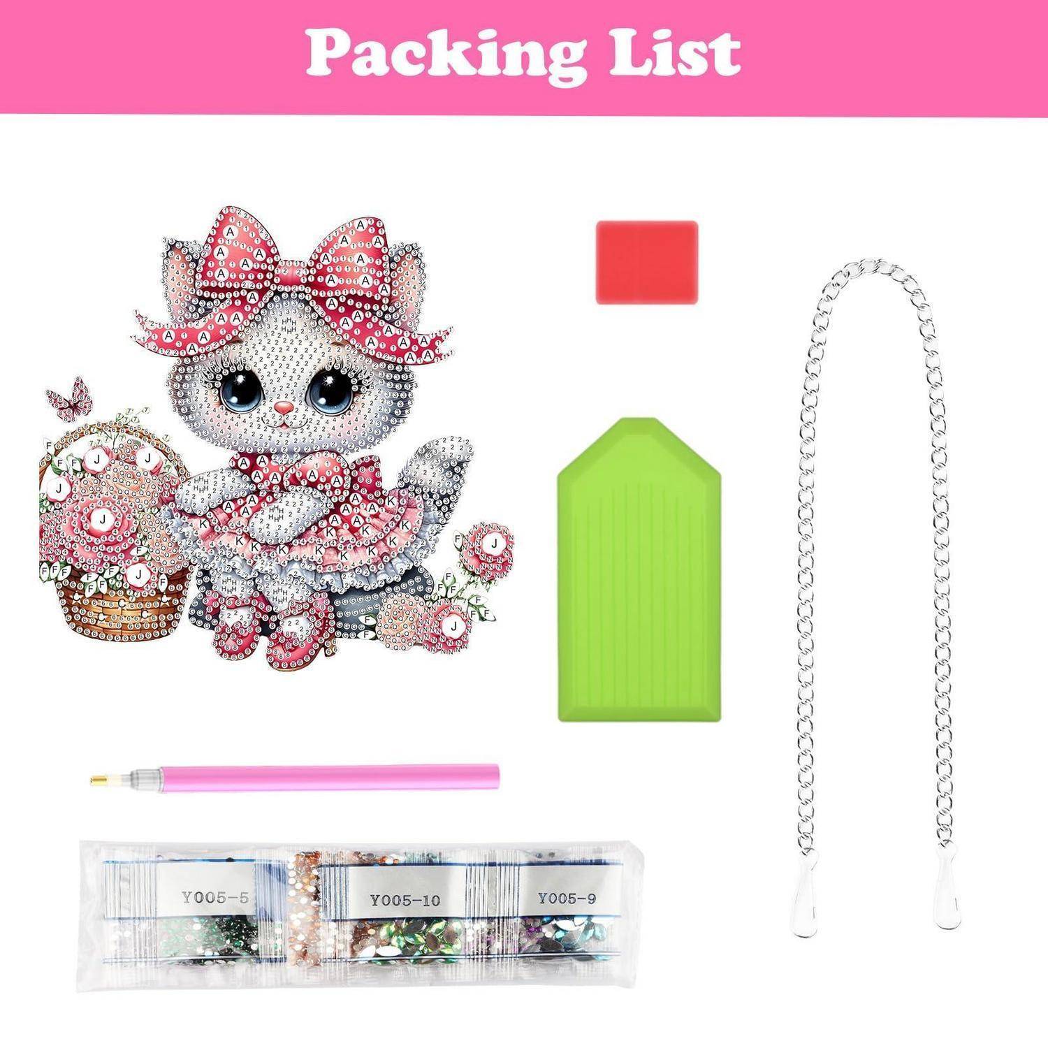 Packliste für Diamantmalerei: süßes Katzendesign, rotes Tablett, grüner Wachsblock, Kettengurt, rosa Stift und Perlencontainer.