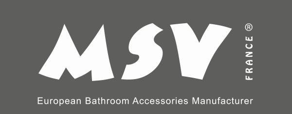 MSV France Logo auf grauem Hintergrund mit den Worten „Europäischer Hersteller von Badezimmeraccessoires" darunter.