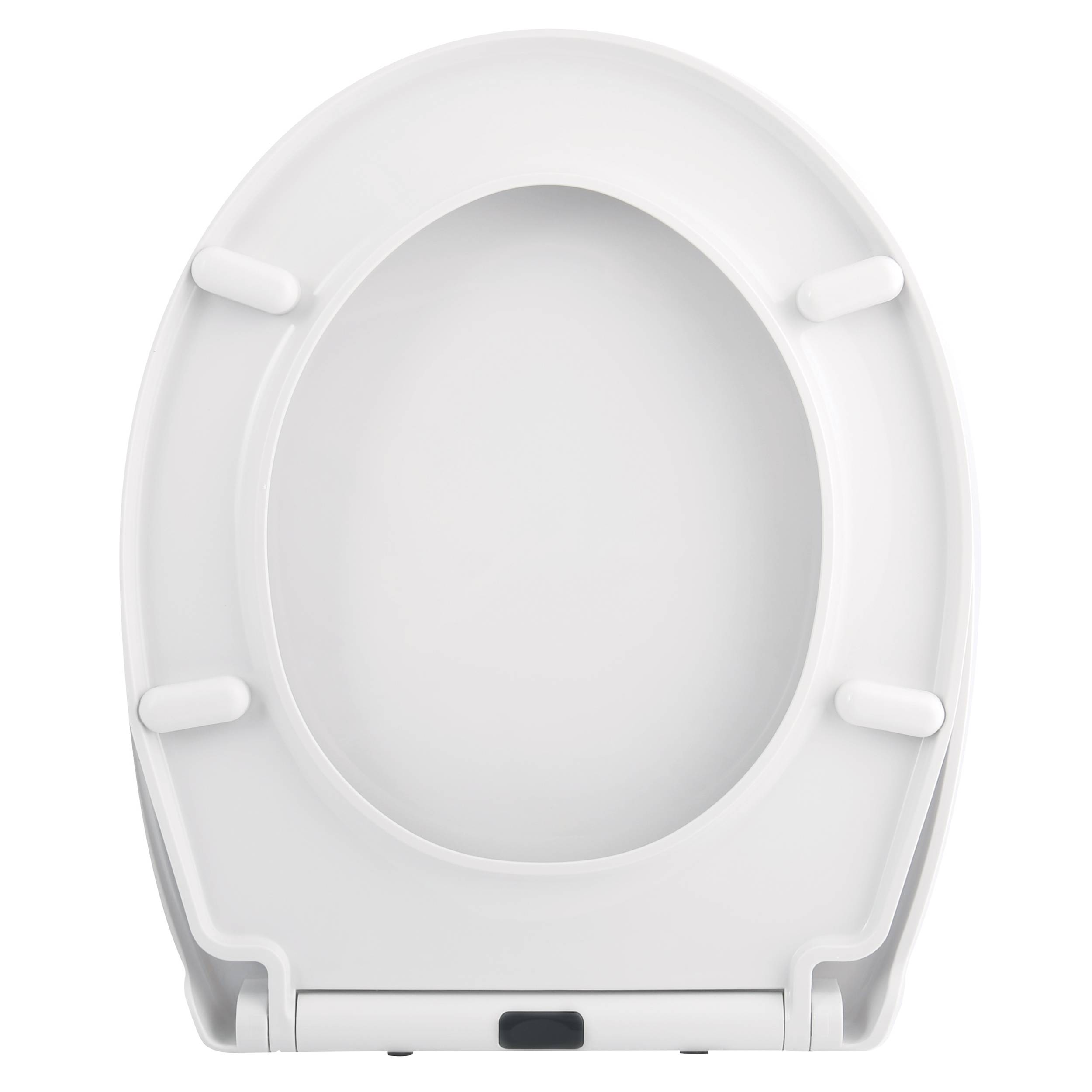 Weiße, länglich ovale Toilettensitzfläche von oben betrachtet, mit Scharnieren unten und geschlossenem Deckel vor weißem Hintergrund.