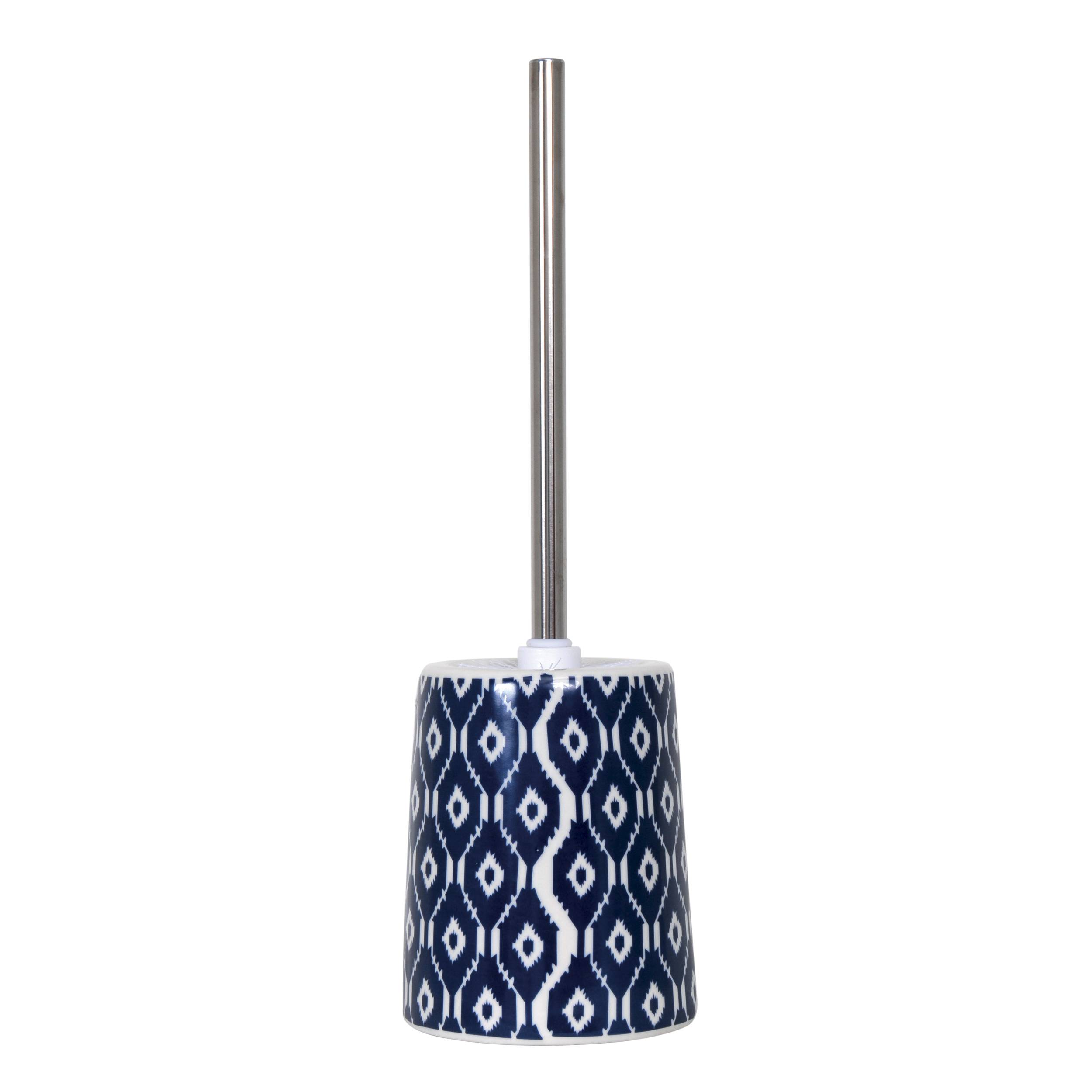 Blau-weißer gemusterter Toilettenbürste mit langem Metallgriff auf weißem Hintergrund.