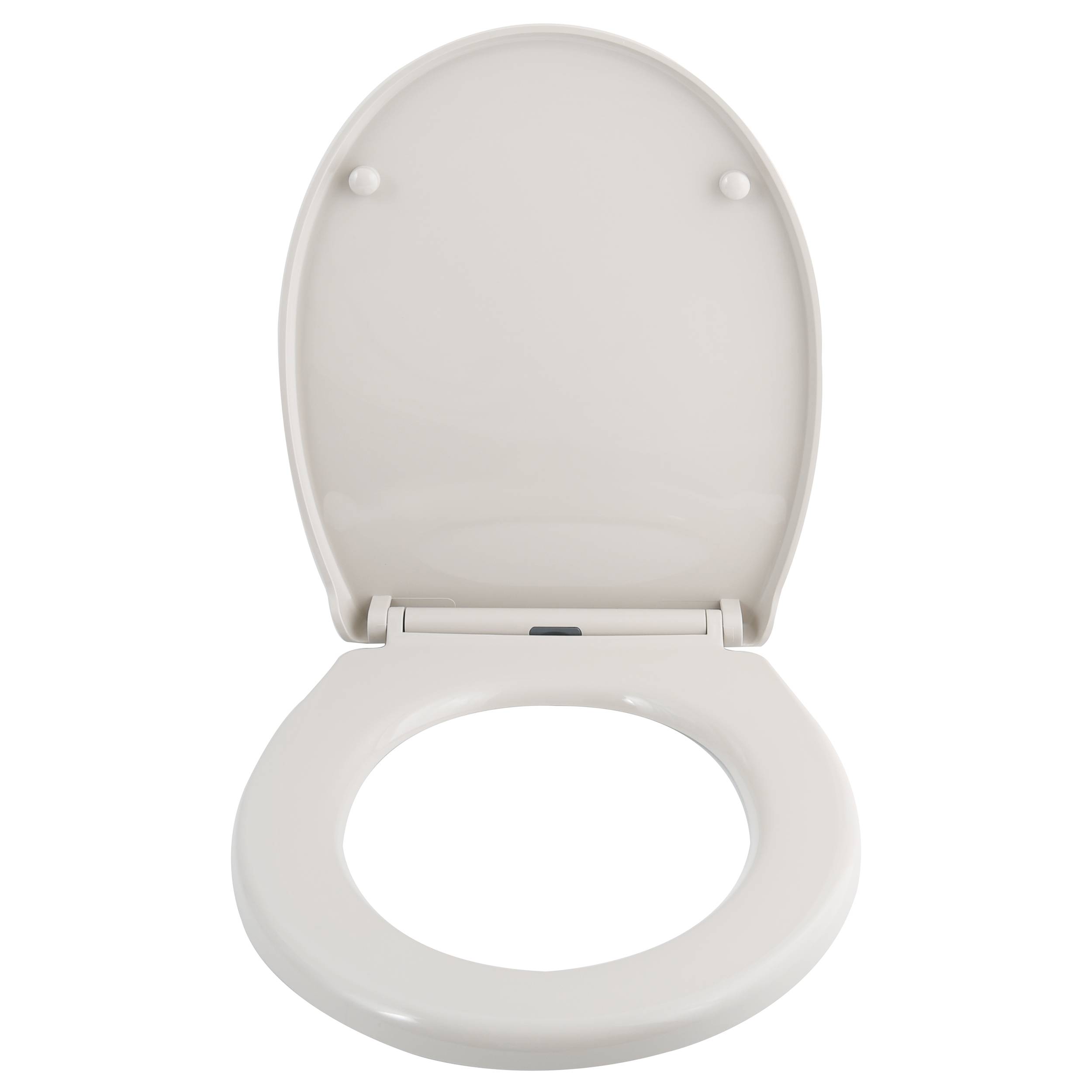 Offene weiße Toilettensitzbrille mit erhobener Klodeckel auf weißem Hintergrund.