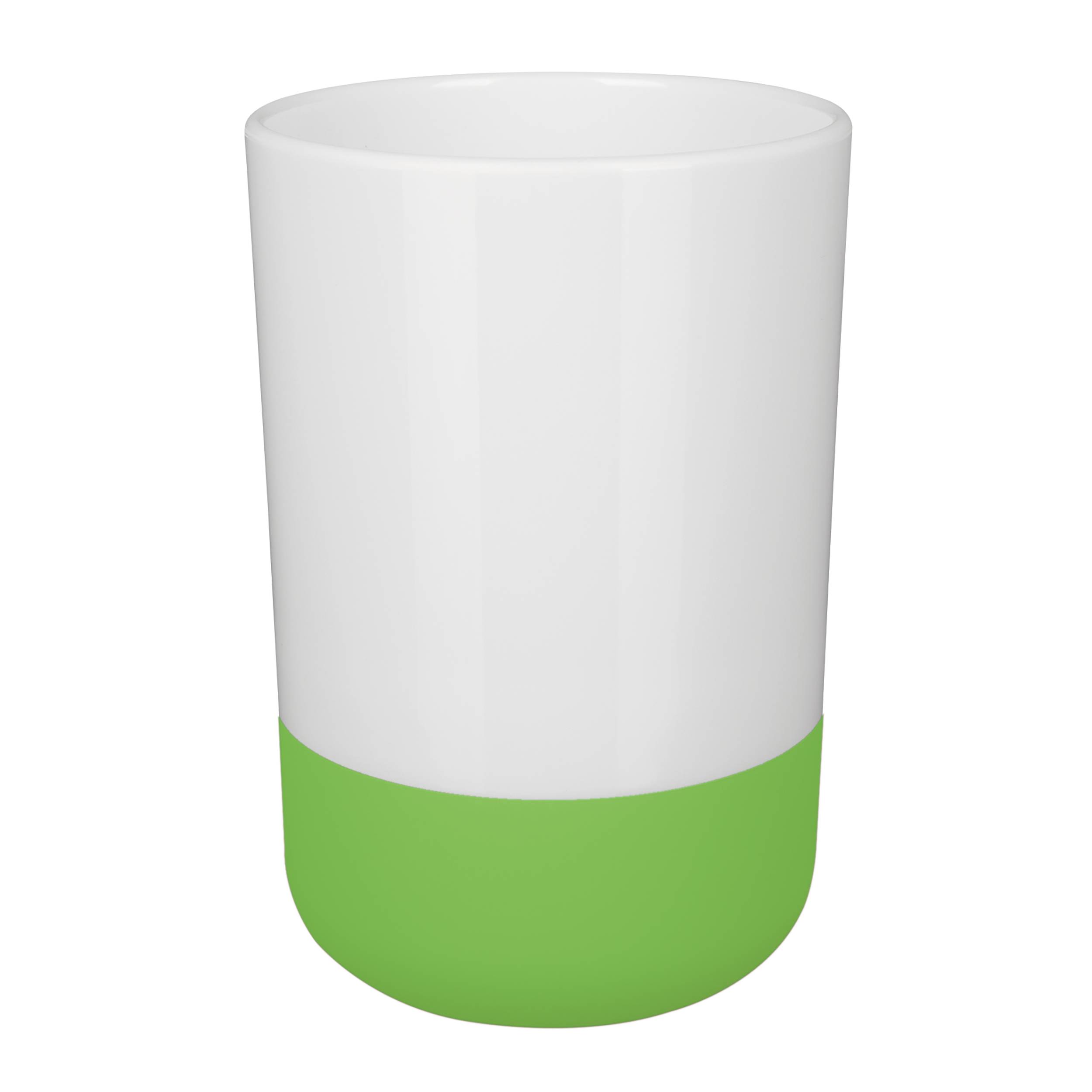 Ein weißer Becher oder Trinkbecher mit einem grünen Band um den unteren Rand auf einfachem Hintergrund.