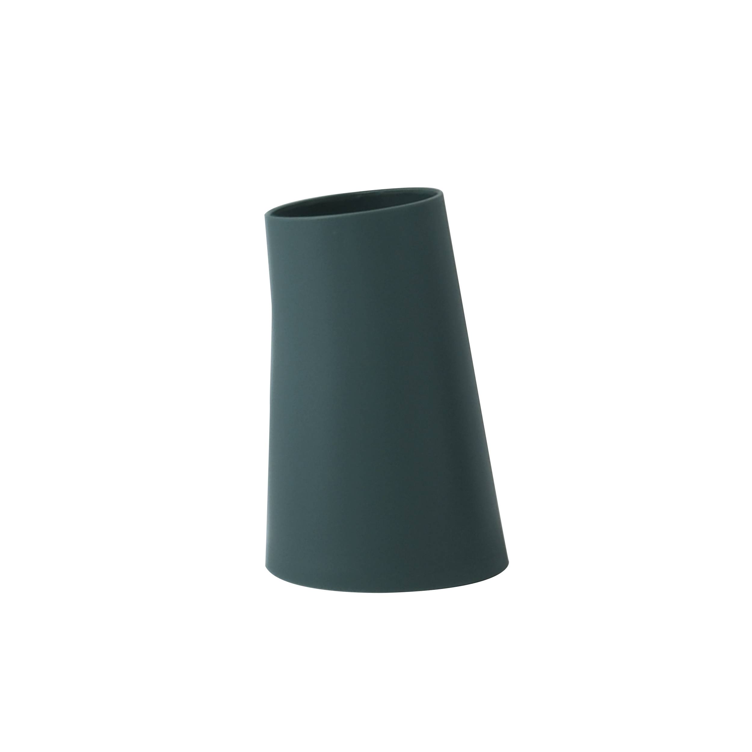 Dunkelgrüne, sich verjüngende zylindrische Vase auf einfachem weißem Hintergrund.