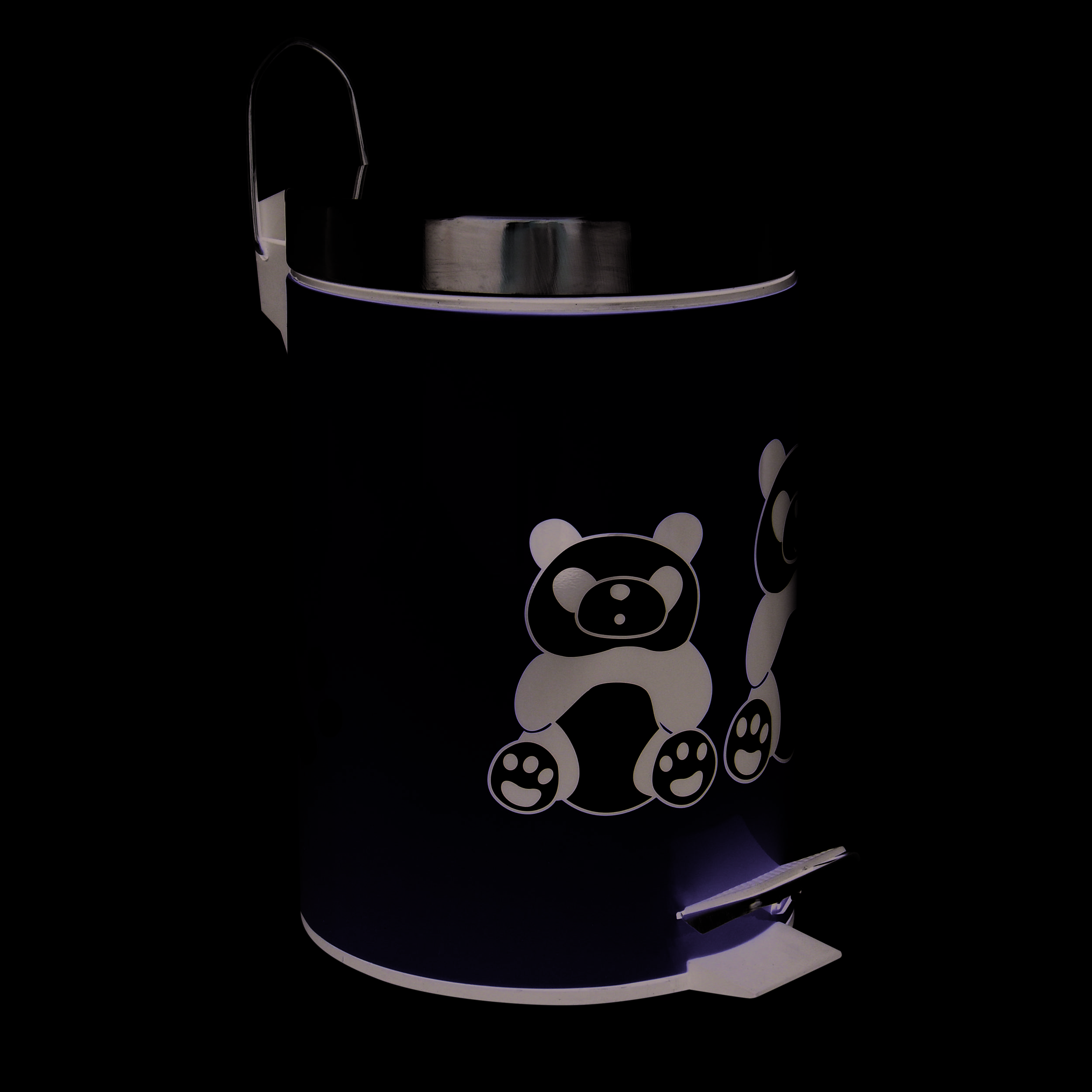 Gelber Pedal-Mülleimer mit Panda-Bären-Drucken, Metalldeckel und Tragegriff auf weißem Hintergrund.
