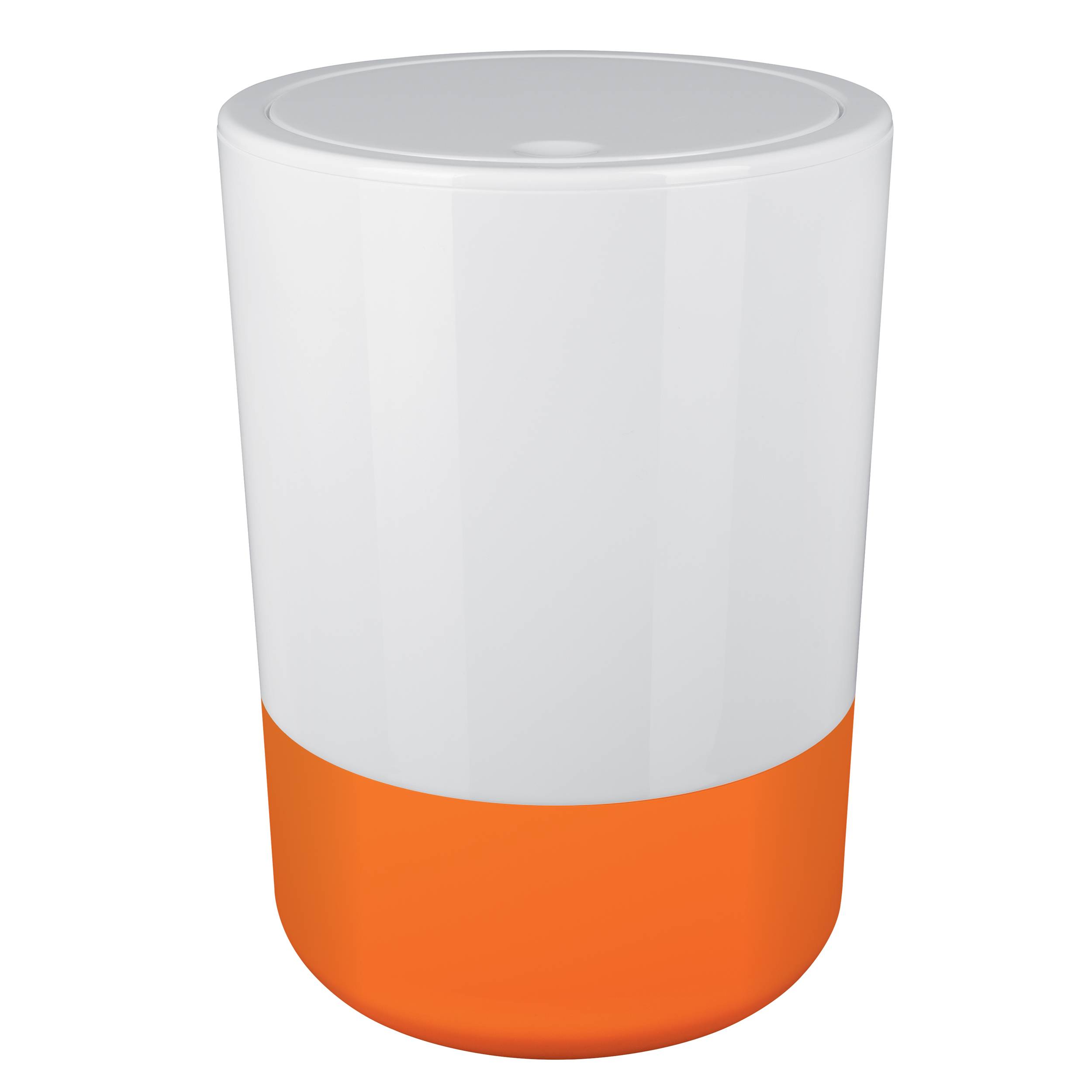 Weißer Einwegbecher mit orangefarbenem Boden, isoliert auf einem einfachen Hintergrund dargestellt.