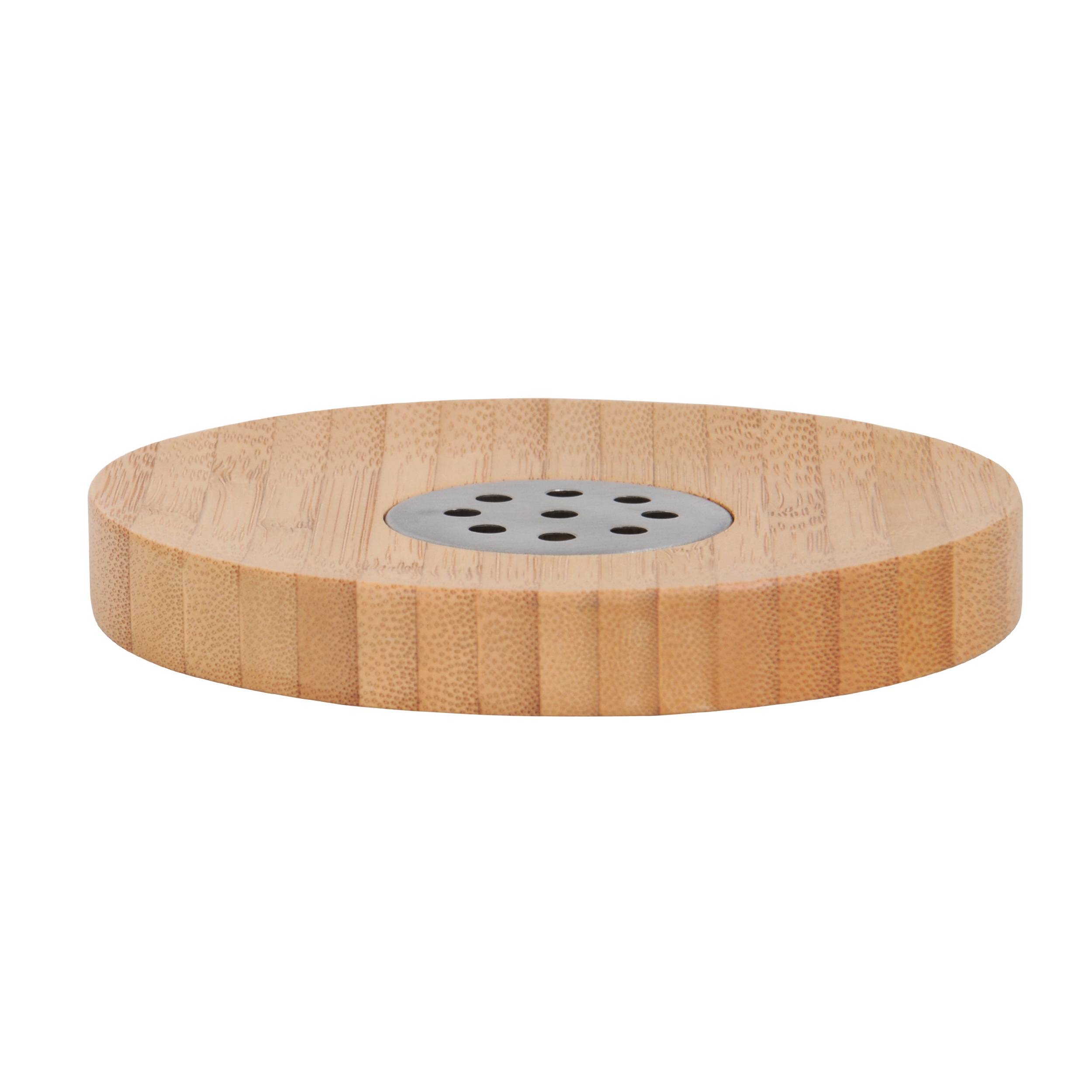 Runder Holztischplatte-Objekt mit einer zentralen grauen Metalleinlage mit mehreren Löchern, isoliert auf weißem Hintergrund dargestellt.