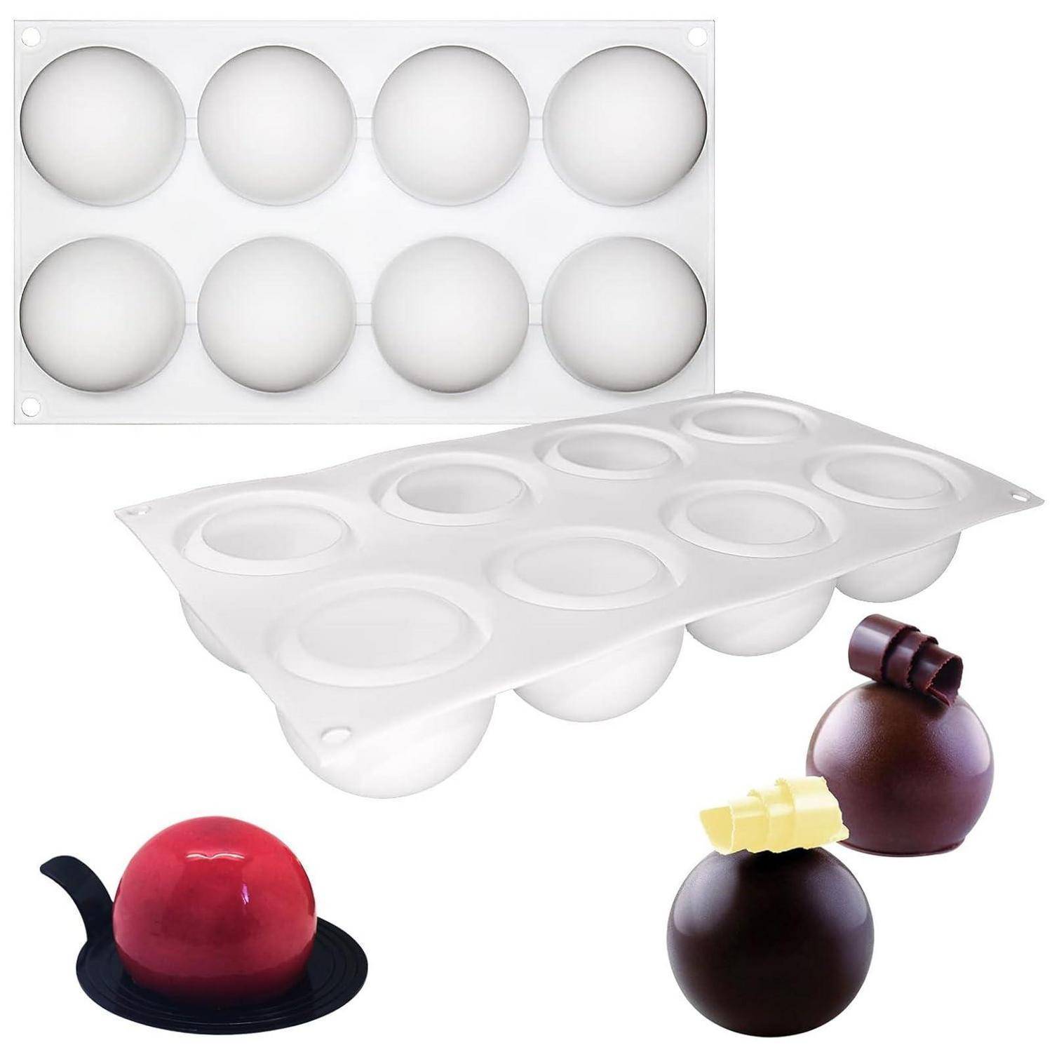 Silikonform-Tablett in Halbkugelform zum Herstellen von kuppelförmigen Desserts, gezeigt mit fertigen Schokoladen- und roten geformten Leckereien.