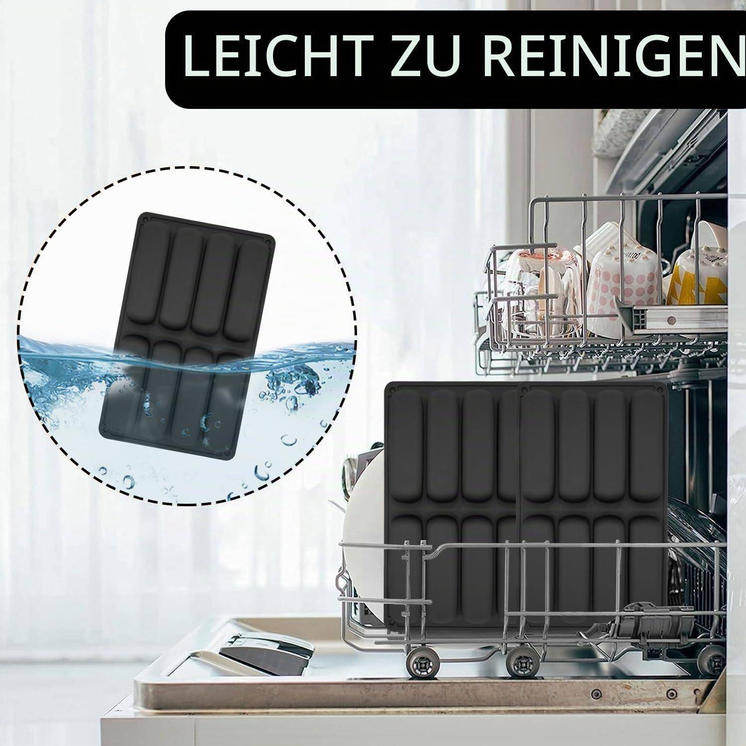 Schwarzes Silikonblech wird in eine Spülmaschine gestellt, mit einem Banner „leicht zu reinigen" und einer Vergrößerung, die zeigt, wie es unter Wasser abgespült wird.