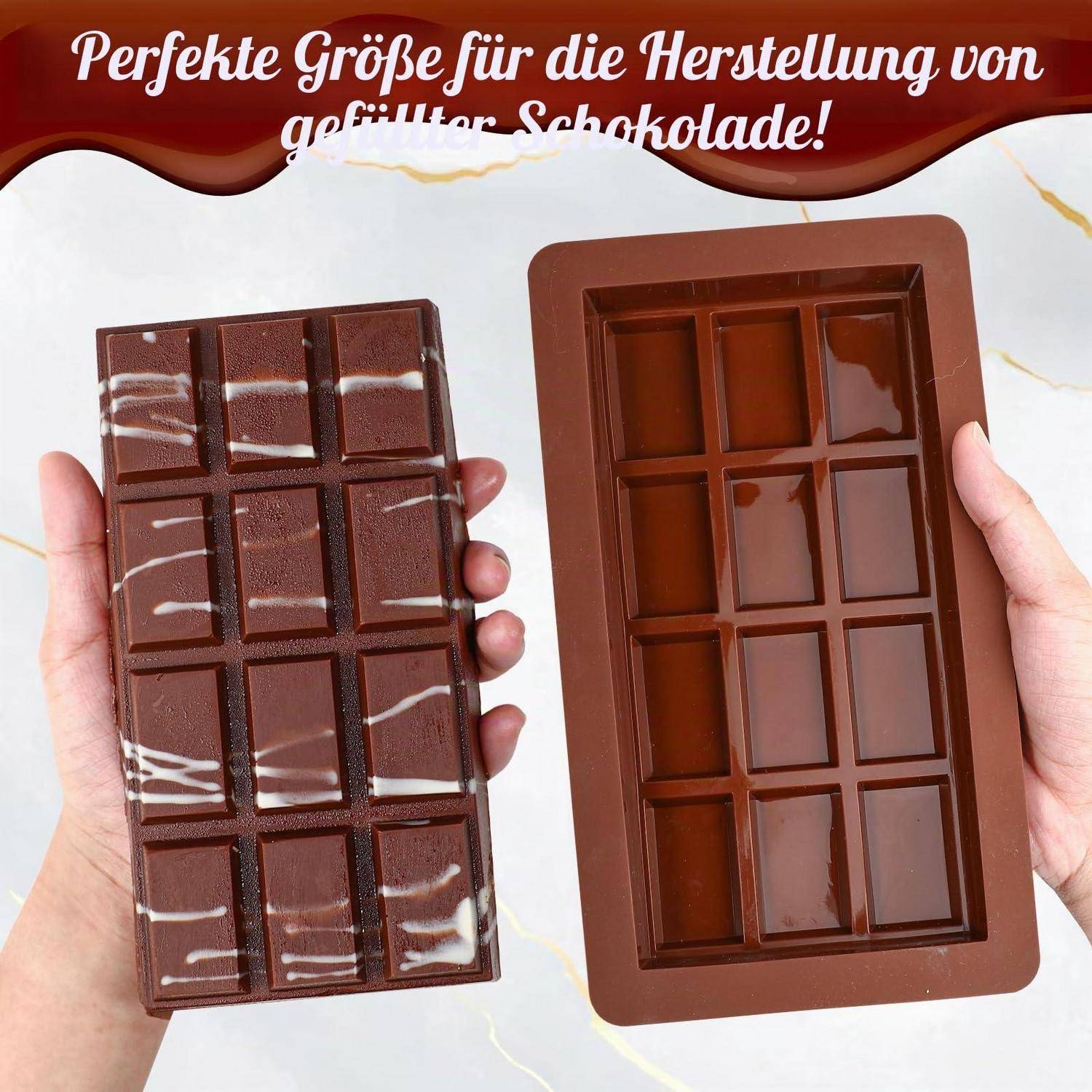 Schokoladenform gezeigt mit einem fertigen marmorierten Schokoladenriegel neben einer leeren rechteckigen Form; deutscher Text sagt „Perfekte Größe zum Herstellen von gefüllter Schokolade!