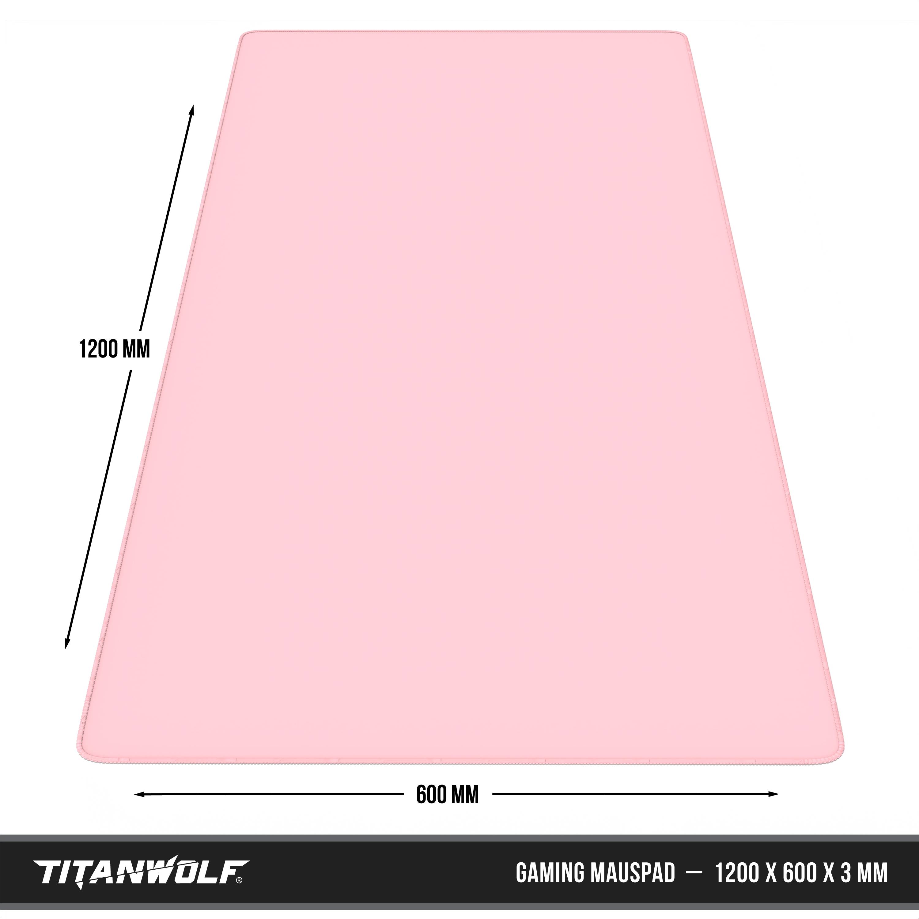 Rosa trapezförmiges Gaming-Mousepad mit Abmessungen von 1200 mm Länge und 600 mm Breite; Titanwolf-Branding am unteren Ende.