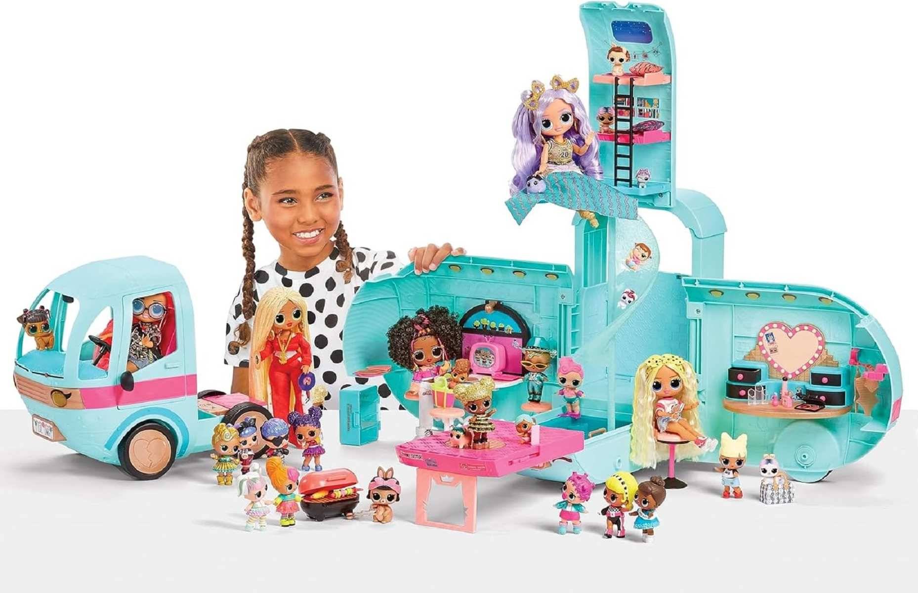 L.O.L. Surprise OMG Glam N’ Go Camper Playset 4-in-1 Spielset Pool Wasserrutsche