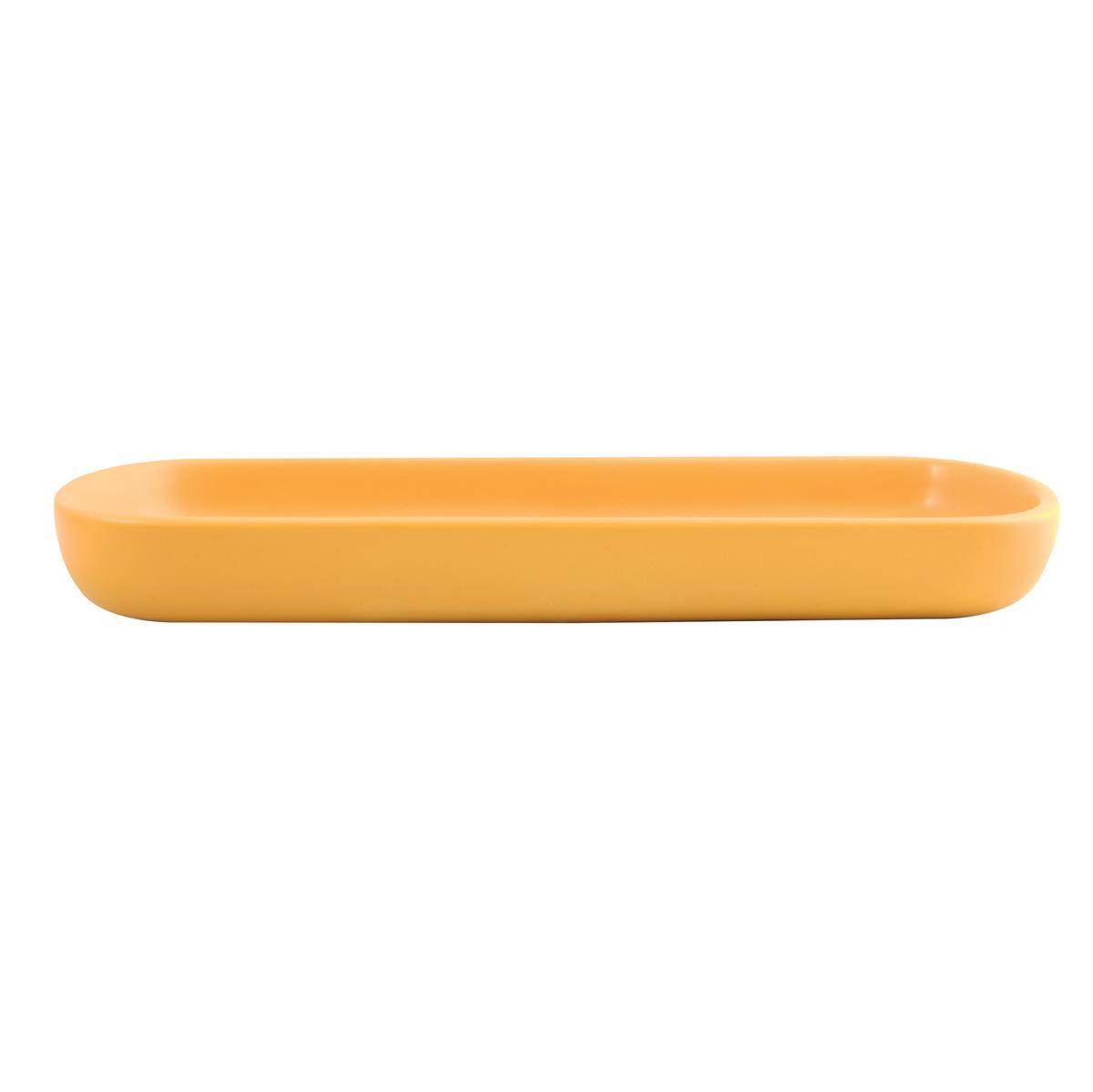 Oranges längliches Keramiktablett mit flachen erhöhten Kanten auf weißem Hintergrund.