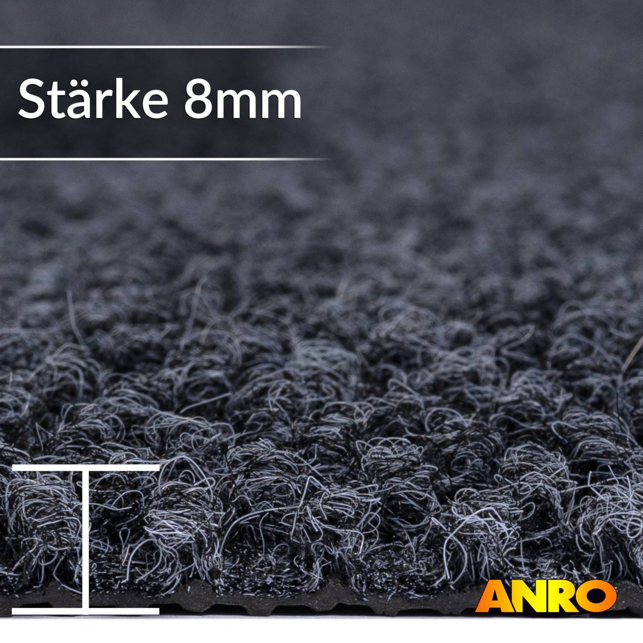 Nahaufnahme einer strukturierten schwarzen Bodenmatte mit der Bezeichnung „Stärke 8mm", die ihre 8-mm-Dicke und das ANRO-Branding zeigt.