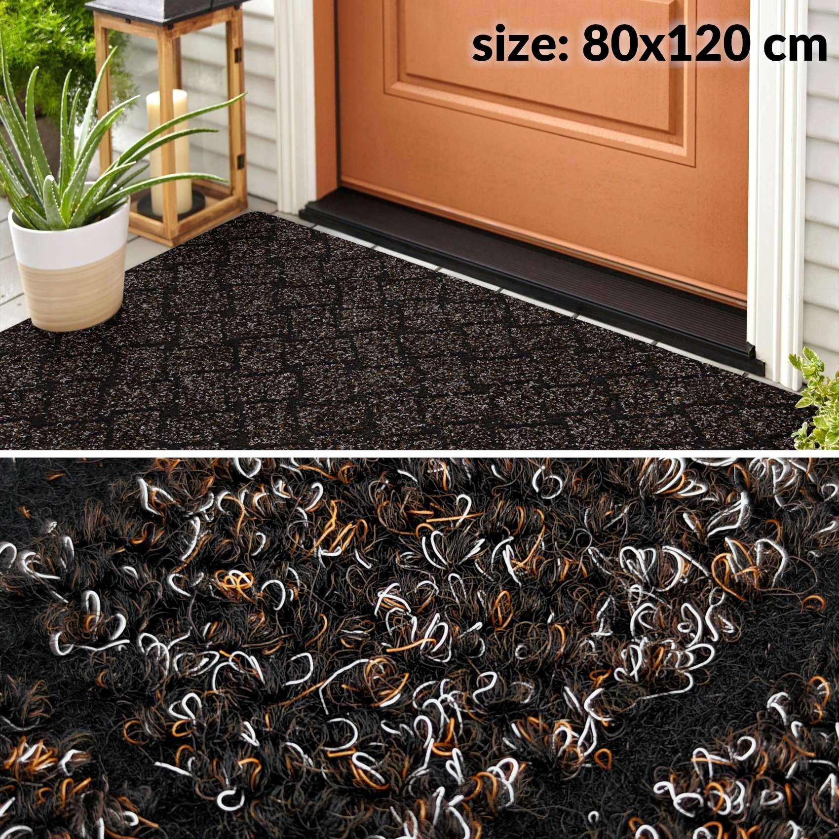 Schwarze strukturierte Fußmatte an einem Hauseingang, Größe 80x120 cm gekennzeichnet, mit Nahaufnahme der gemischten schwarzen, weißen und braunen Fasern.