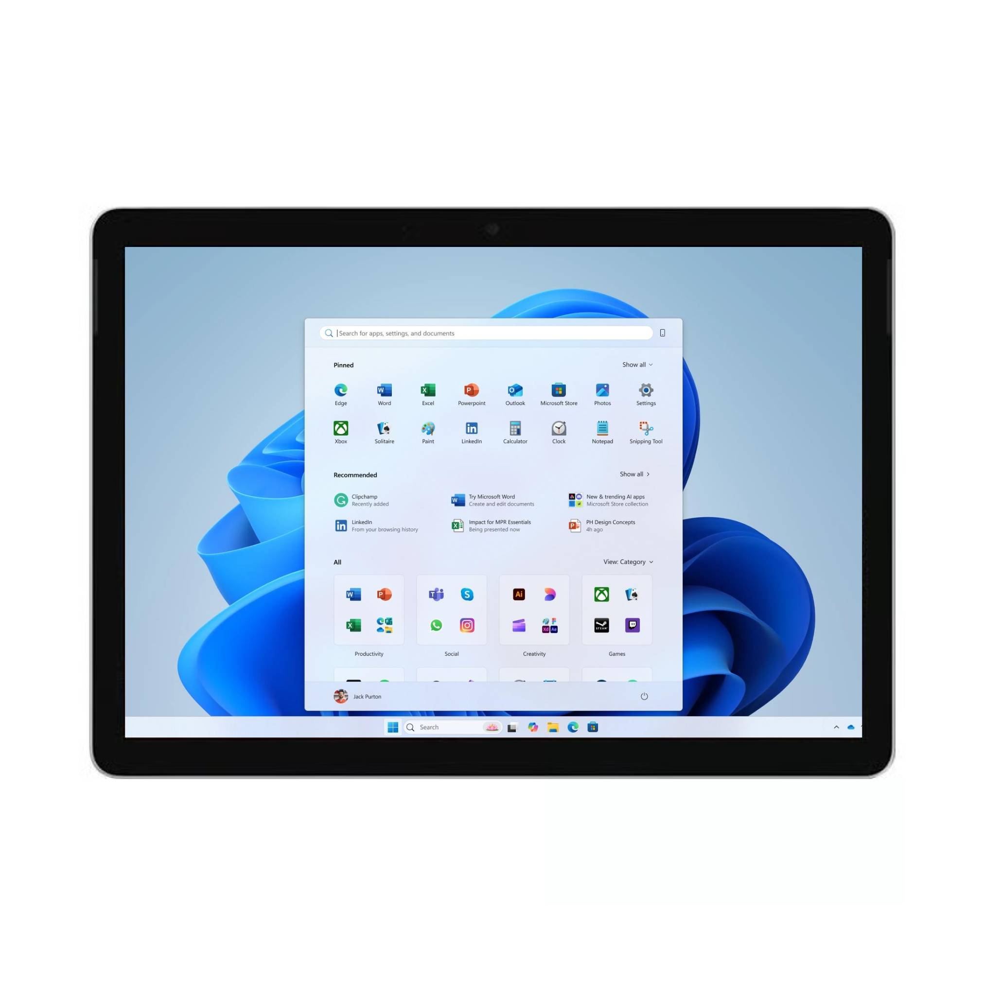 Ein Tablet, das den Windows 11-Desktop mit geöffnetem Startmenü anzeigt und angeheftete Apps sowie eine zentrierte Taskleiste zeigt.