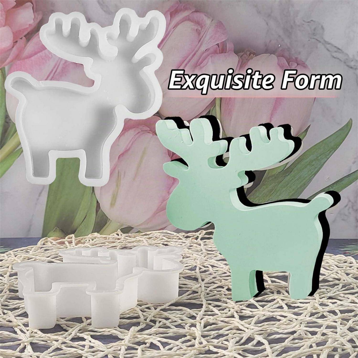 Foto von hirschförmigen Formen oder Ornamenten in Weiß und Mintgrün, mit dem Text „Exquisite Form