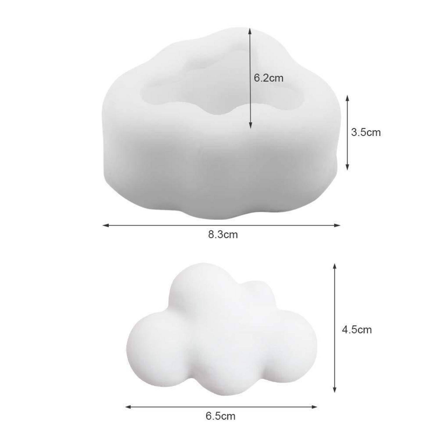 Produktgrößendiagramm mit zwei wolkenförmigen Artikeln: oben misst 8,3 cm breit, 3,5 cm hoch, 6,2 cm tief; unten misst 6,5 cm breit und 4,5 cm hoch.