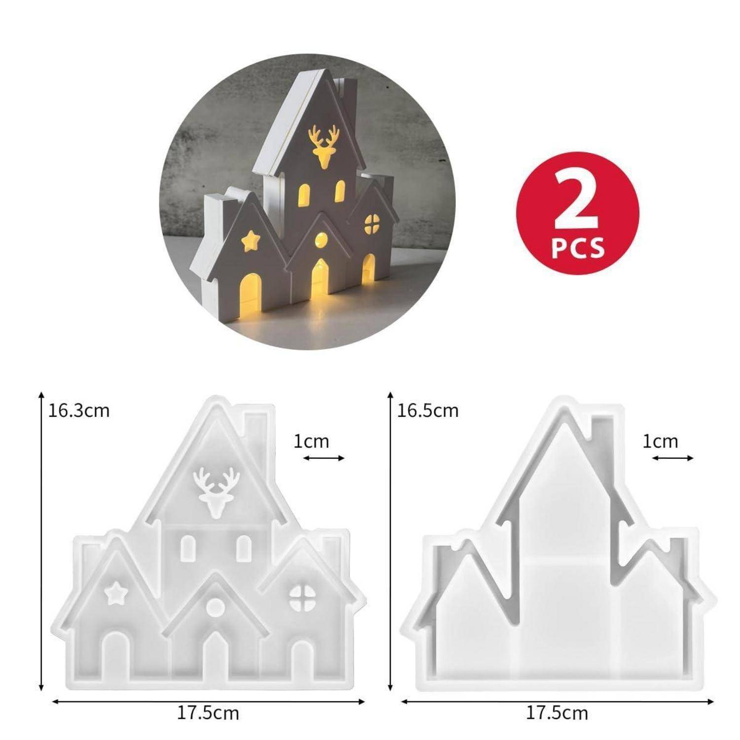 Zweierpack hausförmige Lichtdekorationen mit Hirsch- und Sternen-Ausschnitten, gezeigt beleuchtet und als transparente Kunststoffformen mit Abmessungen von 17,5 cm Breite und 16,3-16,5 cm Höhe.