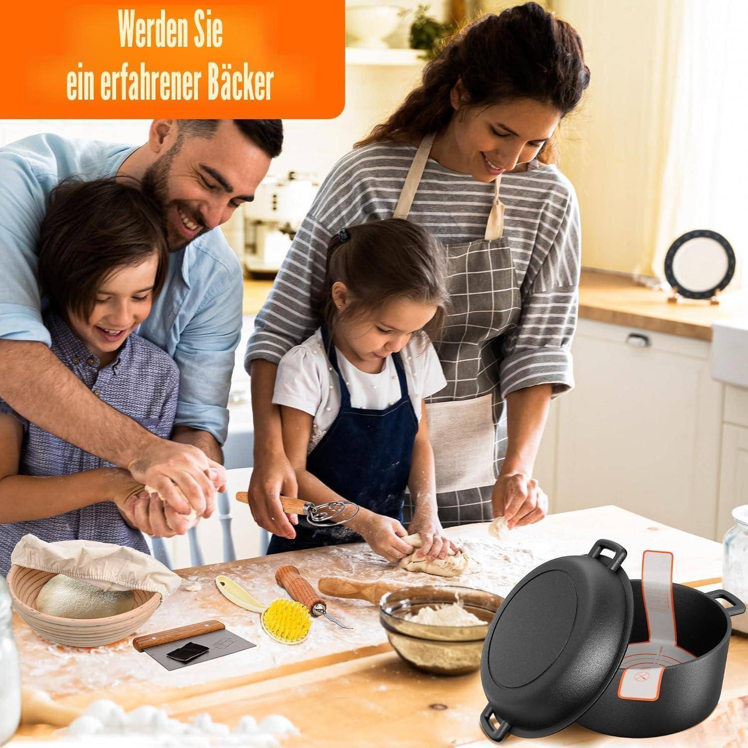 Familie backt zusammen in einer Küche, mit deutschem Text „Werden Sie ein erfahrener Bäcker" und ein gusseiserner Dutch Oven, der als das Hauptprodukt gezeigt wird.