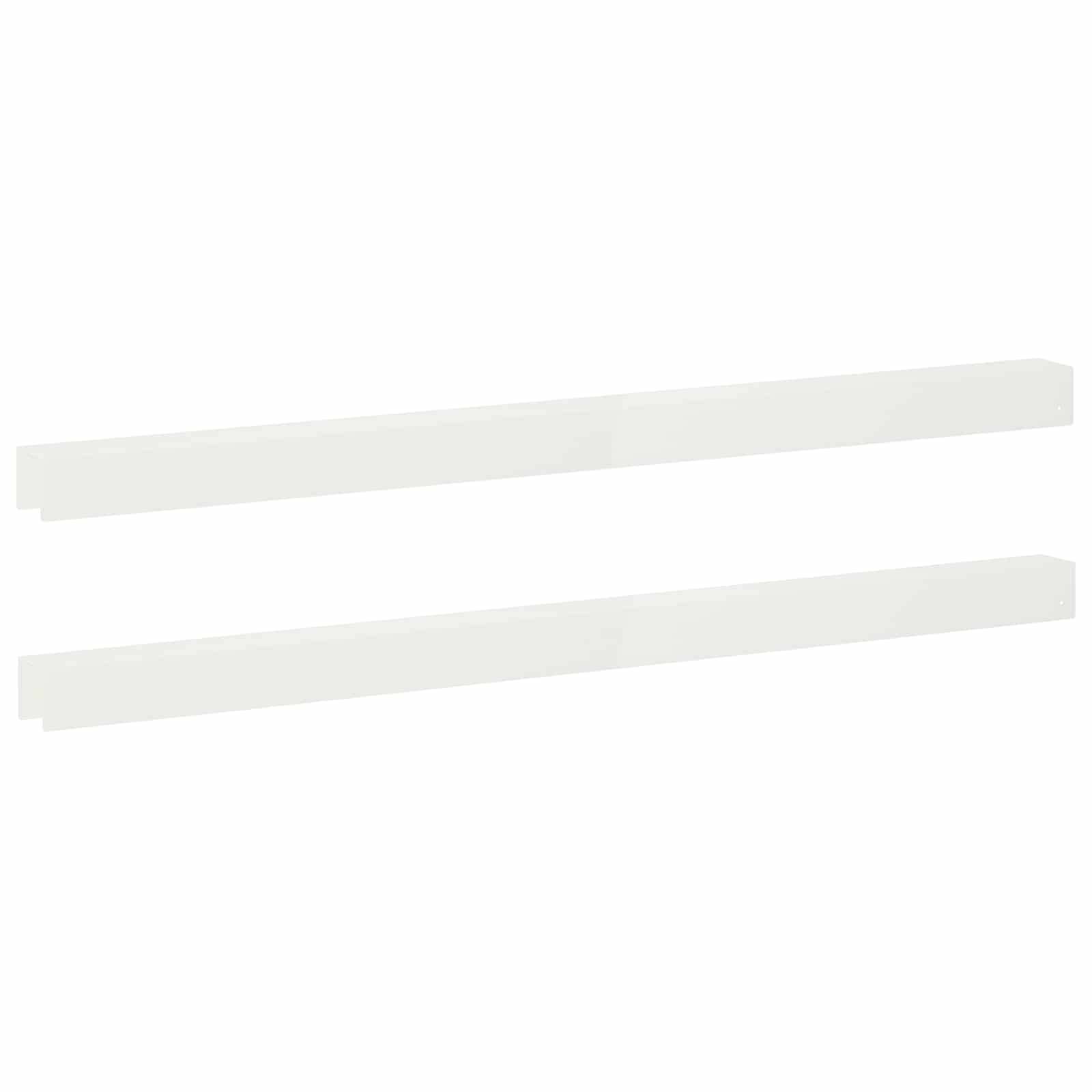 Zwei bleiche diagonale rechteckige Balken auf weißem Hintergrund, die einfachen parallelen Streifen oder Balken ähneln.
