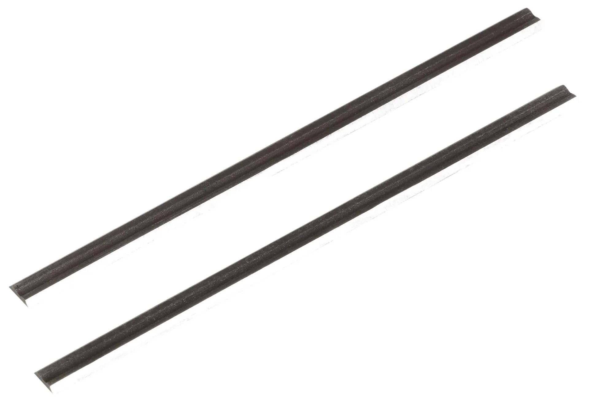 Zwei lange schwarze Metallstreifen diagonal auf weißem Hintergrund angezeigt.