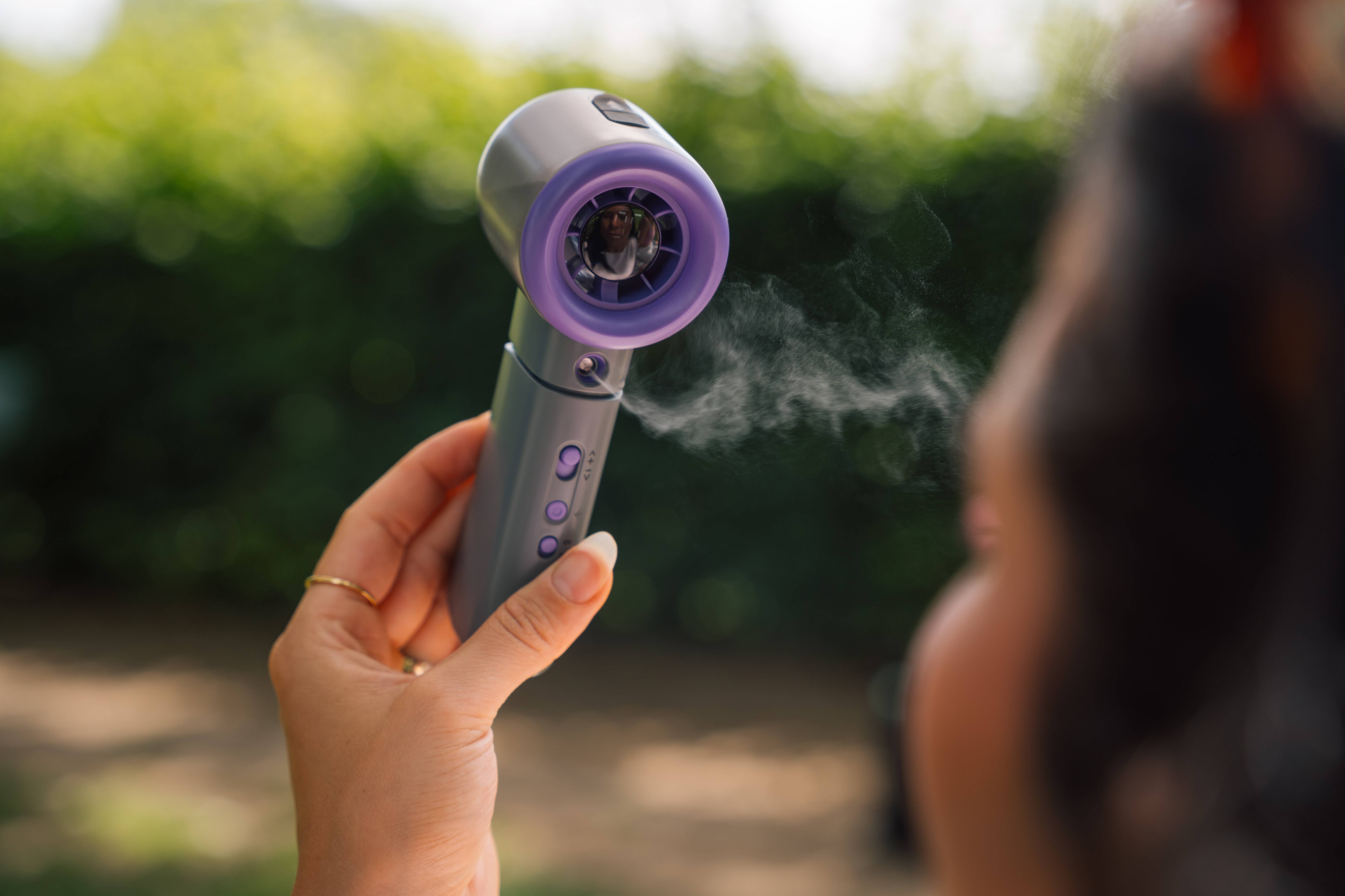 Verbatim Cool 'n' Go Aqua Breeze Handheld Fan Purple/Grey Multimedia-Technik Ventilatoren