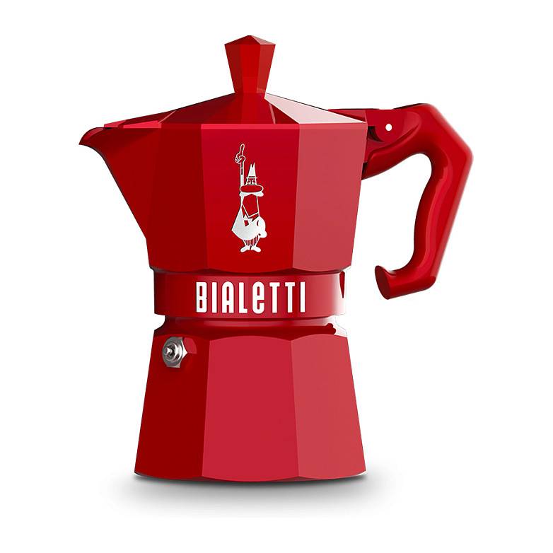 Roter Bialetti-Espressokocher für die Kochplatte mit Griff und Deckel auf weißem Hintergrund.