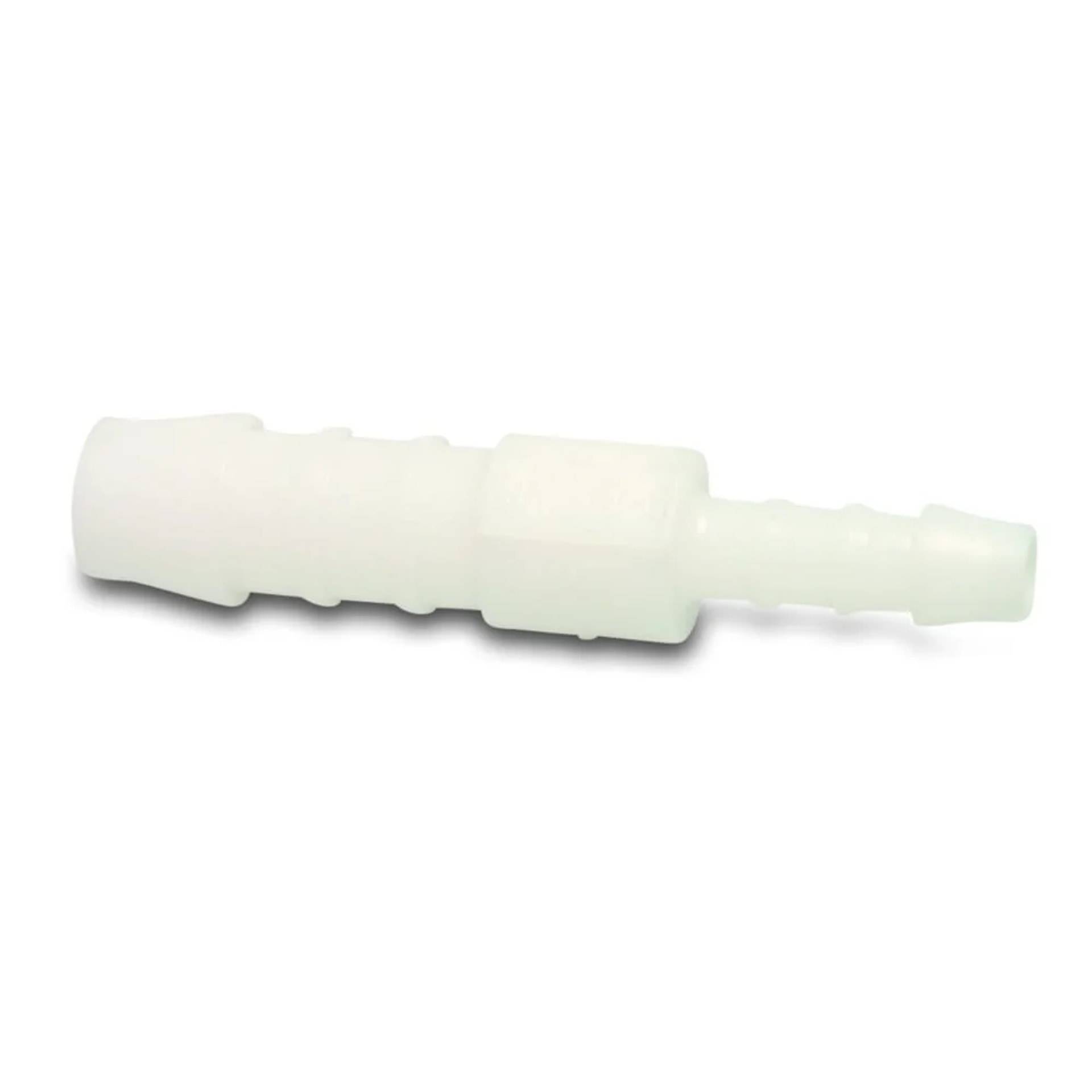 Weißer Kunststoff-Konusstecker oder Schlauchverschraubung auf einfachem weißem Hintergrund, in Seitenansicht dargestellt.