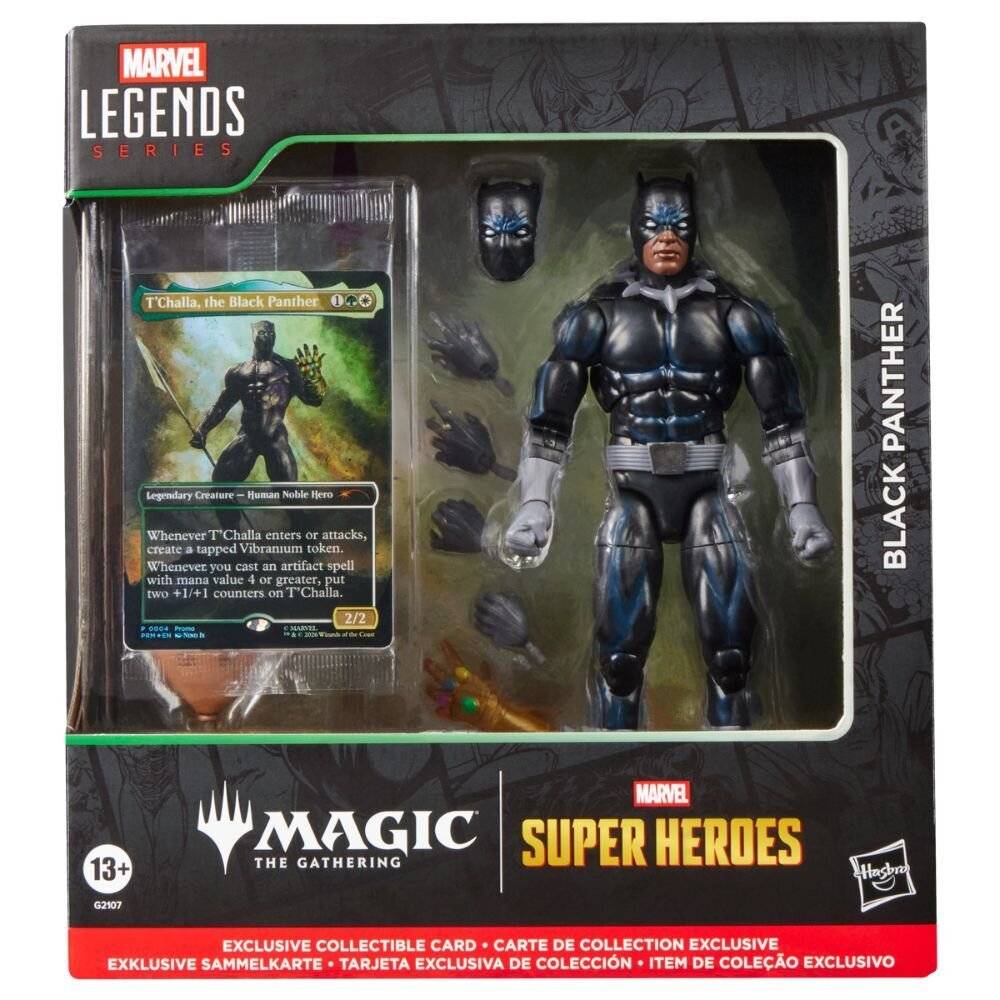 Marvel Legends Serie Black Panther Actionfigur in der Box mit zusätzlichen Köpfen und Zubehör, plus eine exklusive Magic: The Gathering 'T'Challa, the Black Panther' Sammelkarte.