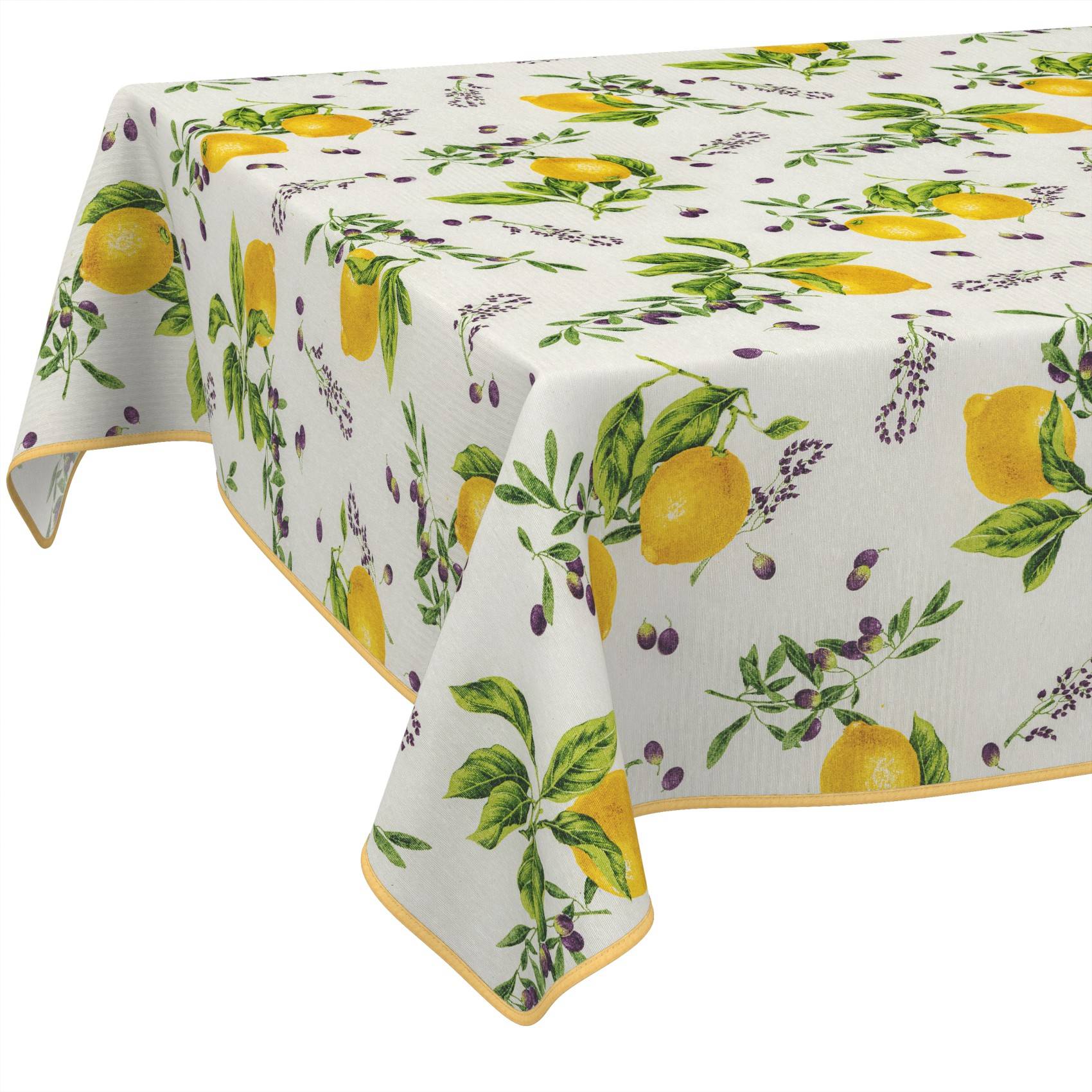 Weiße Tischdecke mit einem Zitronen- und Lavendelblütenmuster und gelbem Rand, über einen rechteckigen Tisch drapiert.
