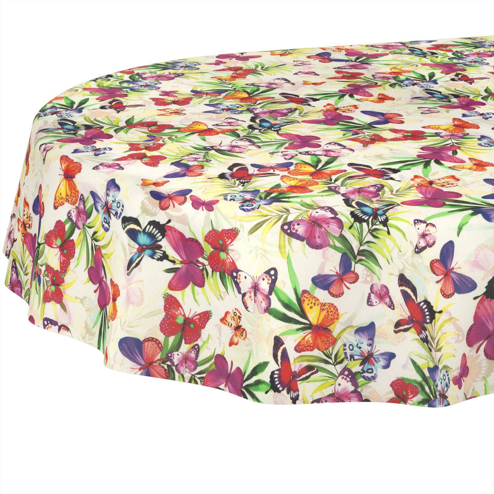 Tischdecke mit Schmetterlingsmuster, bunte Schmetterlinge und Blumen auf weißem Untergrund, über einem rechteckigen Tisch drapiert.