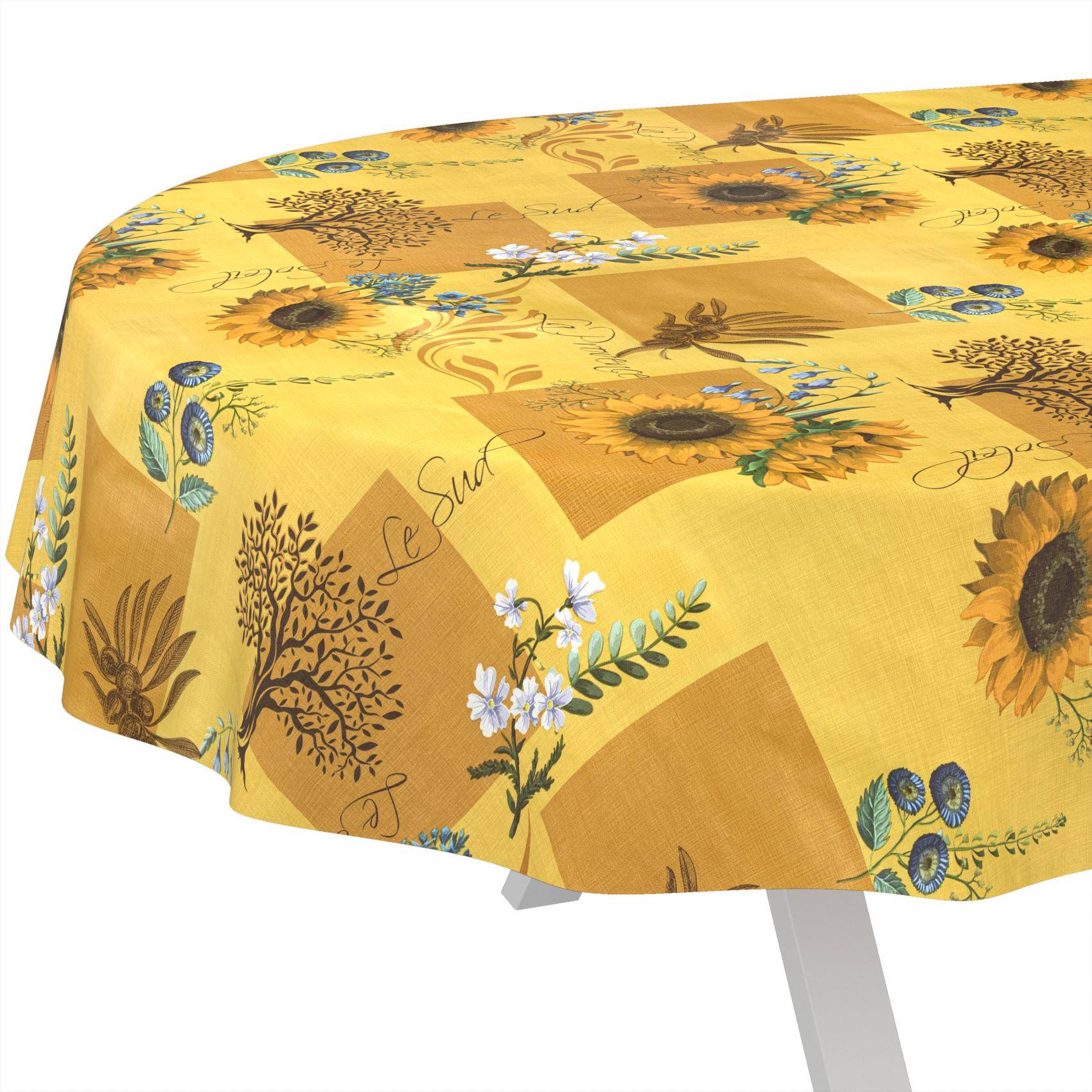 Gelbe Tischdecke mit Sonnenblumen- und Blumenmuster, die einen rechteckigen Tisch bedeckt.