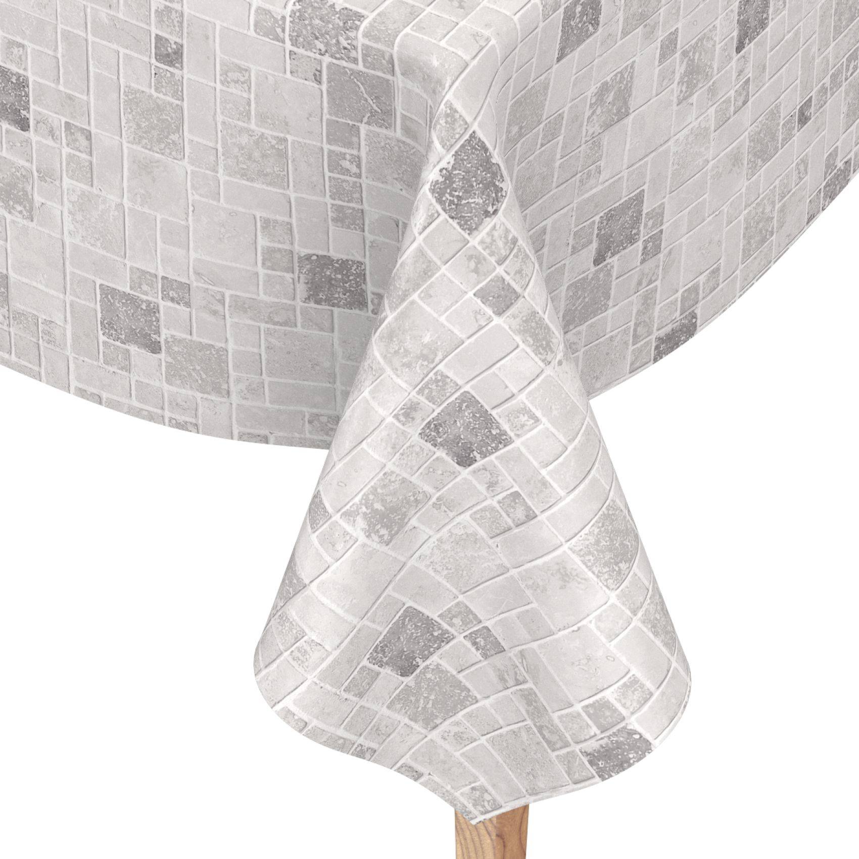 Graukariertes Tischdecke mit Mosaikmuster, die über einem Tisch drapiert ist, mit einem passenden konischen hängenden Stoffschirm oder einer Abdeckung darunter.