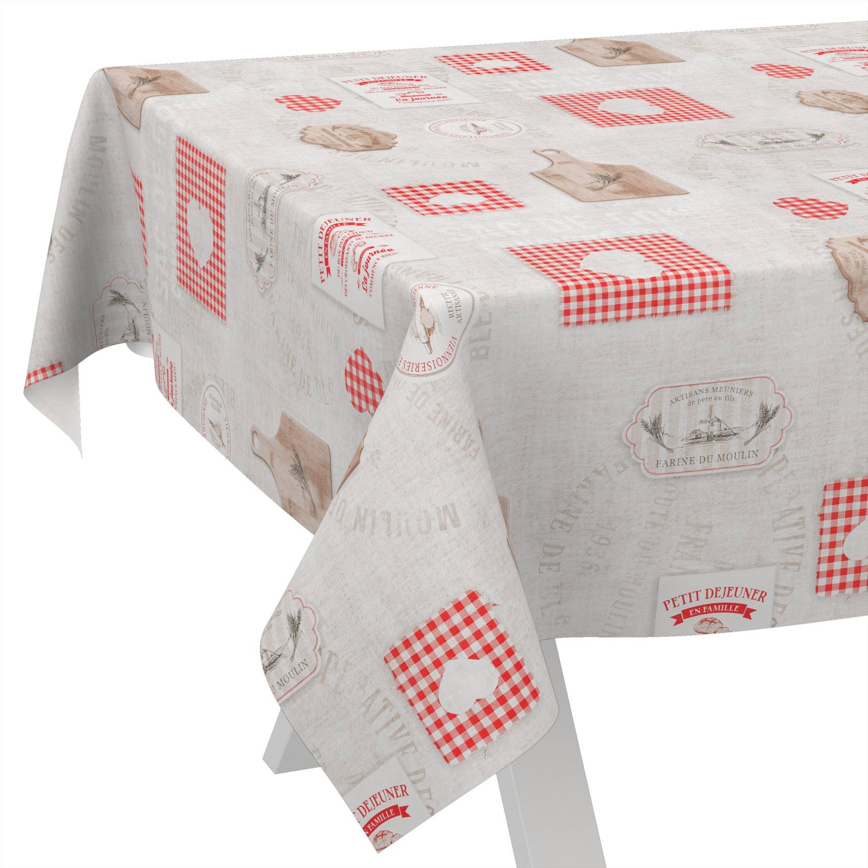 Eine Tischdecke mit hellbeigem Vintage-Druck, roten Karofeldern und französischen Etiketten, die über einen Tisch drapiert ist und an den Ecken herabhängt.
