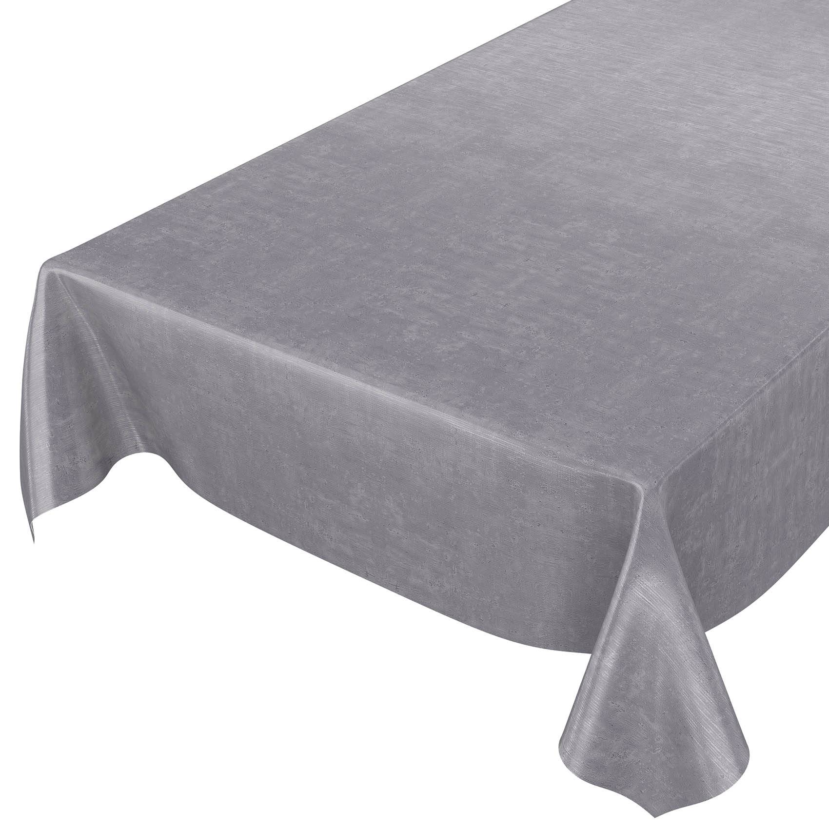 Graues Tischtuch, das über einem rechteckigen Tisch drapiert ist und über den vorderen Ecken auf weißem Hintergrund herunterhängt.