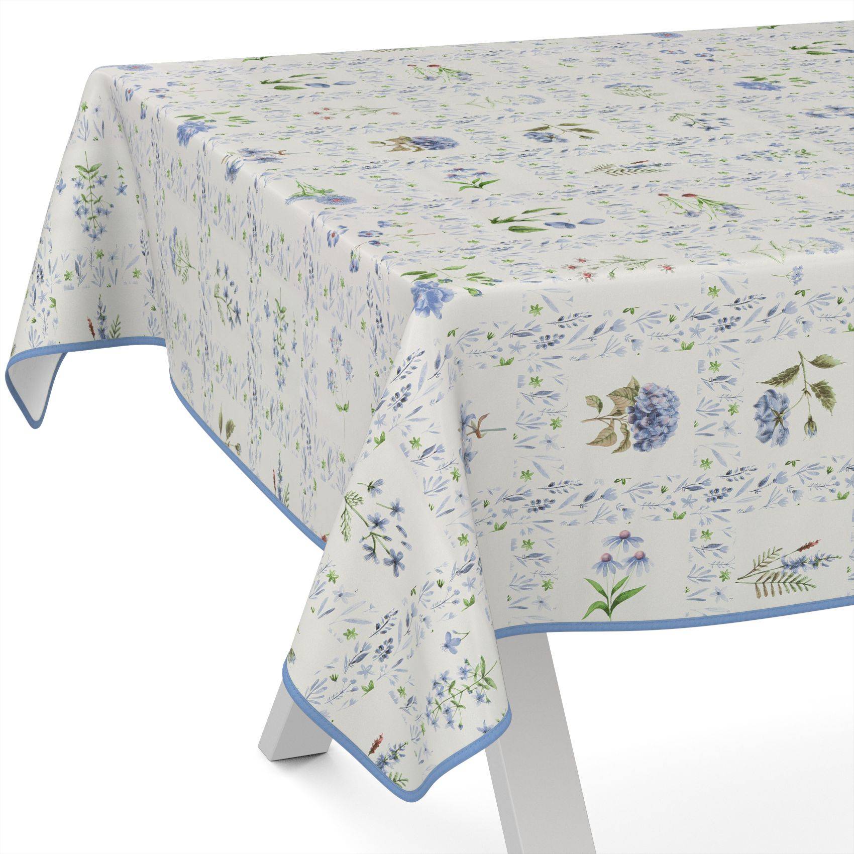 Rechteckiger Tisch mit einer weißen Tischdecke mit Blumenmuster, mit blauem Saum, der über die Kanten eines kleinen Tisches drapiert ist.