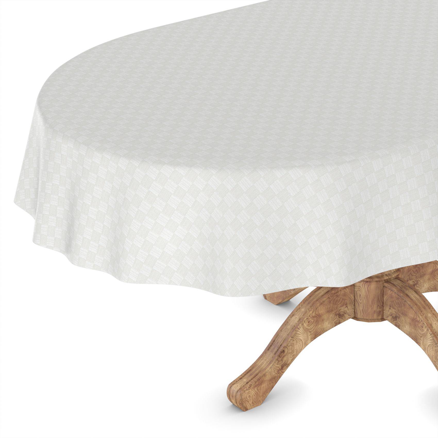 Runder Holztisch mit einer weiß gemusterten Tischdecke, die über die Kante drapiert ist und eine kreuzförmige Holzbeinbasis zeigt.