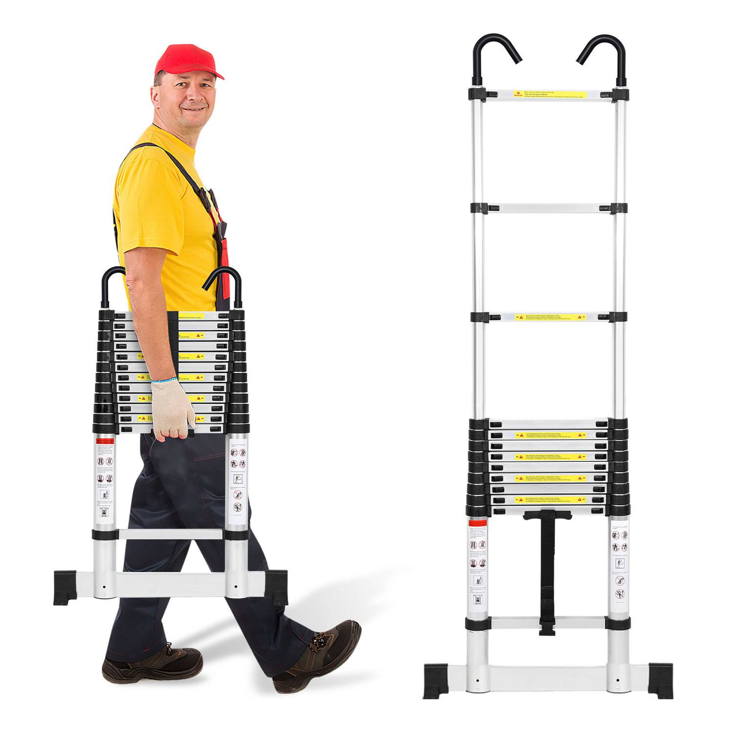 Ein Mann trägt eine zusammengeklappte Teleskopklappleiter mit Rädern neben einer aufrecht ausgefahrenen Leiter, was das tragbare, verstellbare Design zeigt.