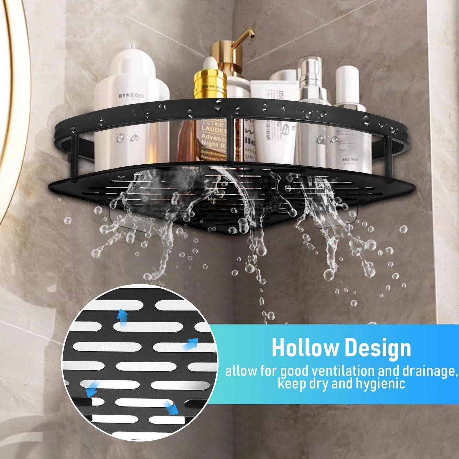 Wandmontiertes schwarzes Dusch-Regal mit perforiertem Hohldesign, das Wasser von Toilettenartikeln ablässt, gezeigt mit Text „Hollow Design" über Belüftung und Entwässerung.