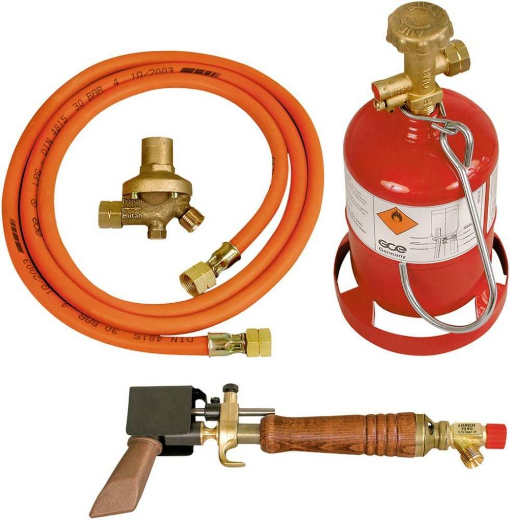 Weichlötgarnitur ClassicSatzinhalt1 Propan-Weichlötkolben1 HD-Schlauch 2 m, G 3/8" LH1 Kleinregler 1,5 bar fest eingestellt1 Propan-Kleinstflasche