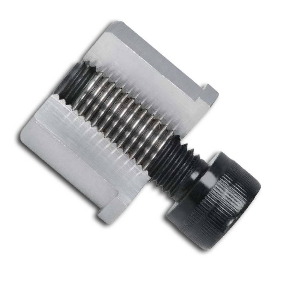 Gewinde-Reparatur-Satz, V-COIL rapidBohrenBeschädigtes Gewinde mit den V-COIL rapid-Spiralbohrern aufbohren.KontrolleGewindebohrer und Gewindebolzen