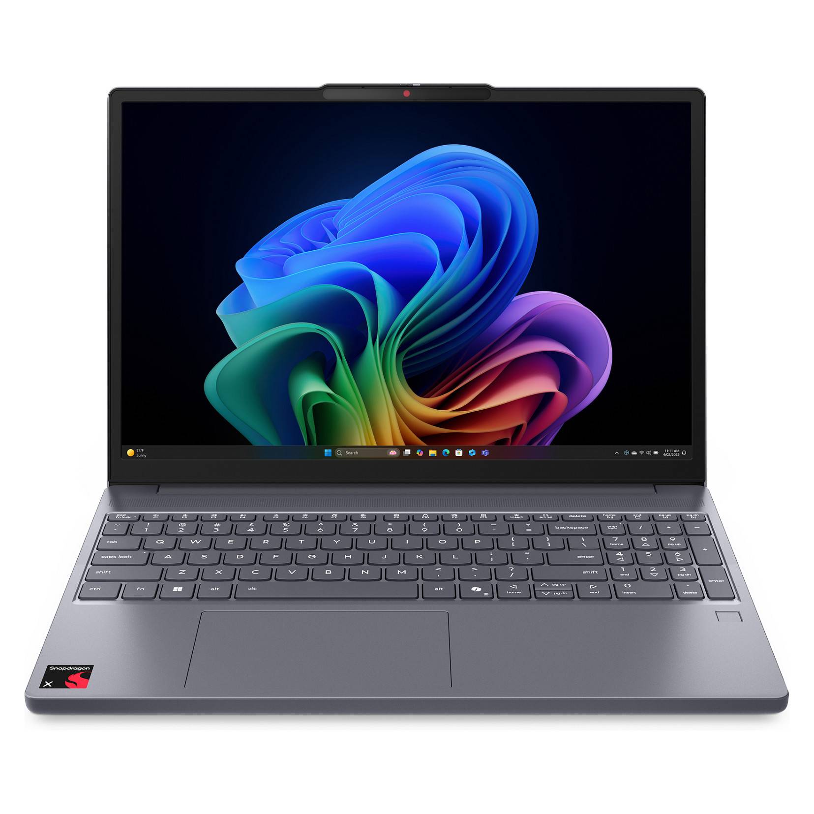 Grauer Laptop offen mit Windows 11 Hintergrund auf dem Bildschirm, in Vorderansicht mit sichtbarer Tastatur und Trackpad.