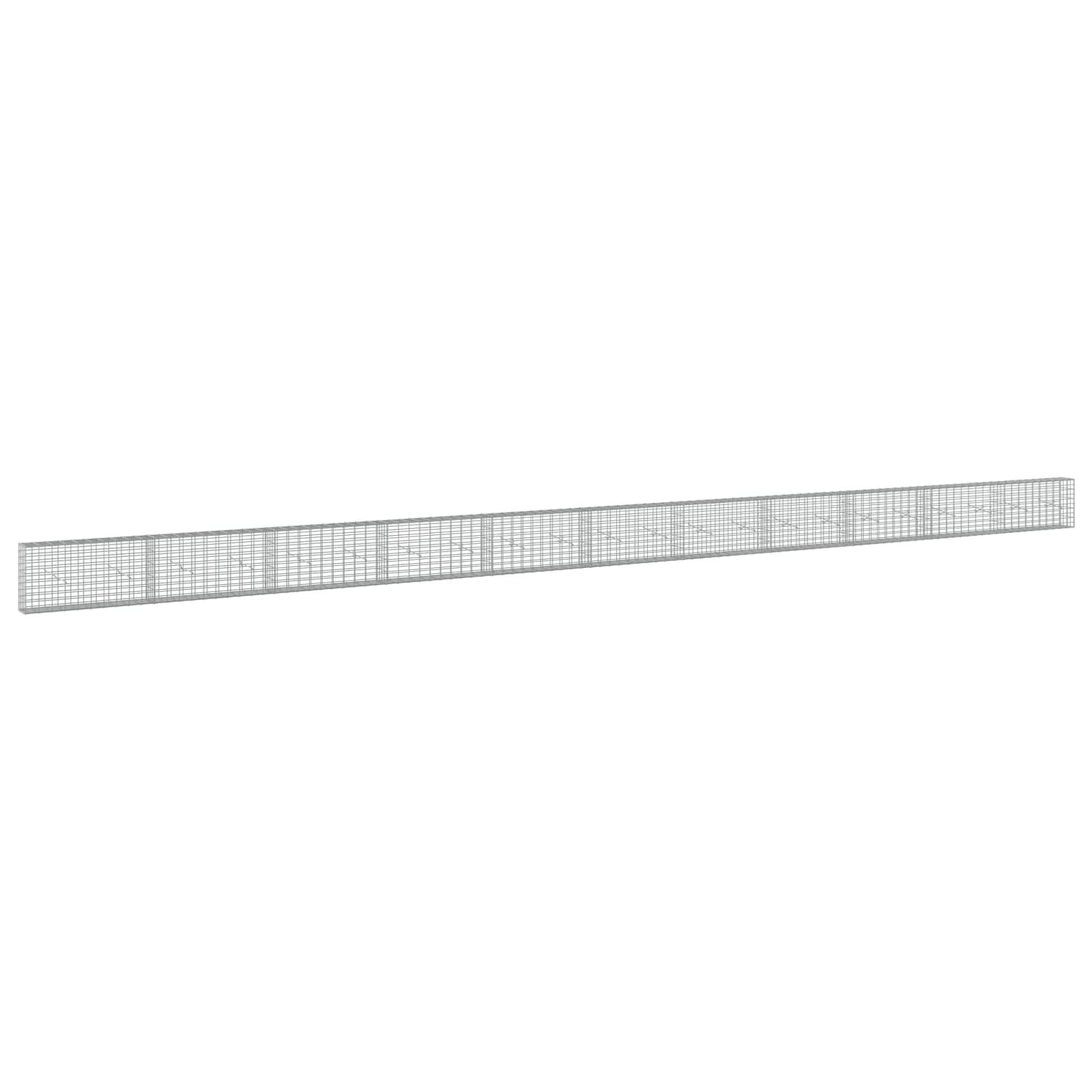Ein langes, schmales perforiertes Metallband oder Gitterfeld diagonal auf weißem Hintergrund angezeigt.