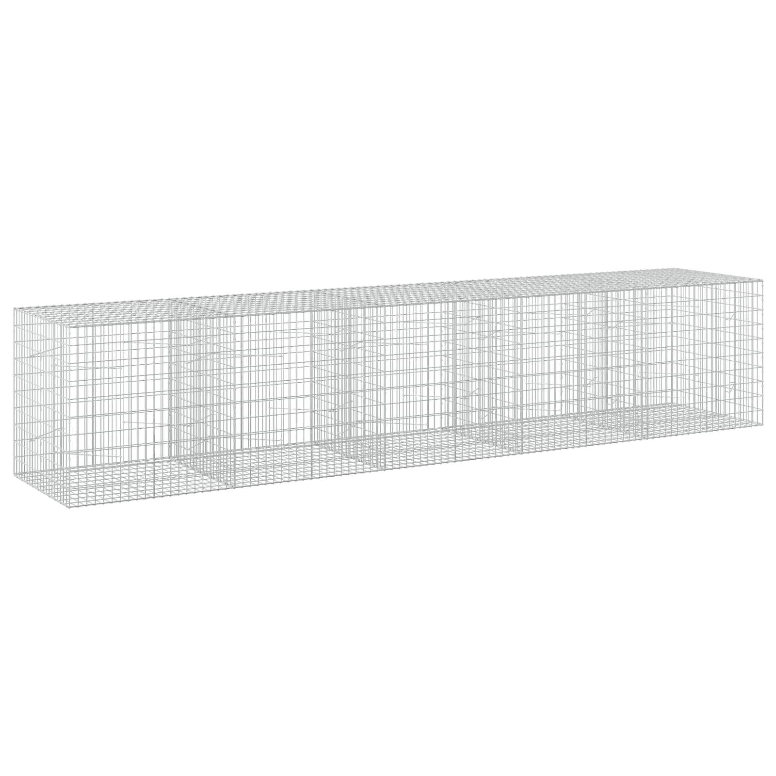 Transparente Drahtgitter-3D-Rechteckbox oder gebäudeähnliche Struktur in Perspektive auf weißem Hintergrund.