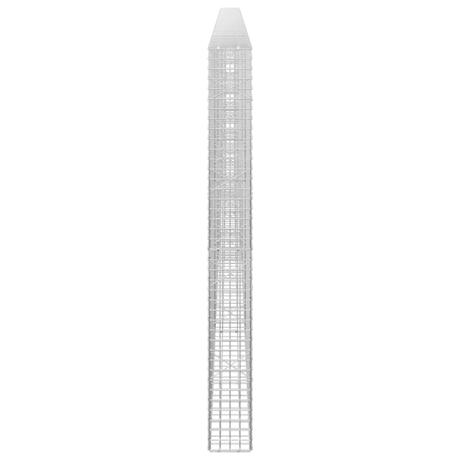 Hoher schmaler Metallgitterturm mit verjüngter Spitze, zentriert auf einem einfachen weißen Hintergrund dargestellt.