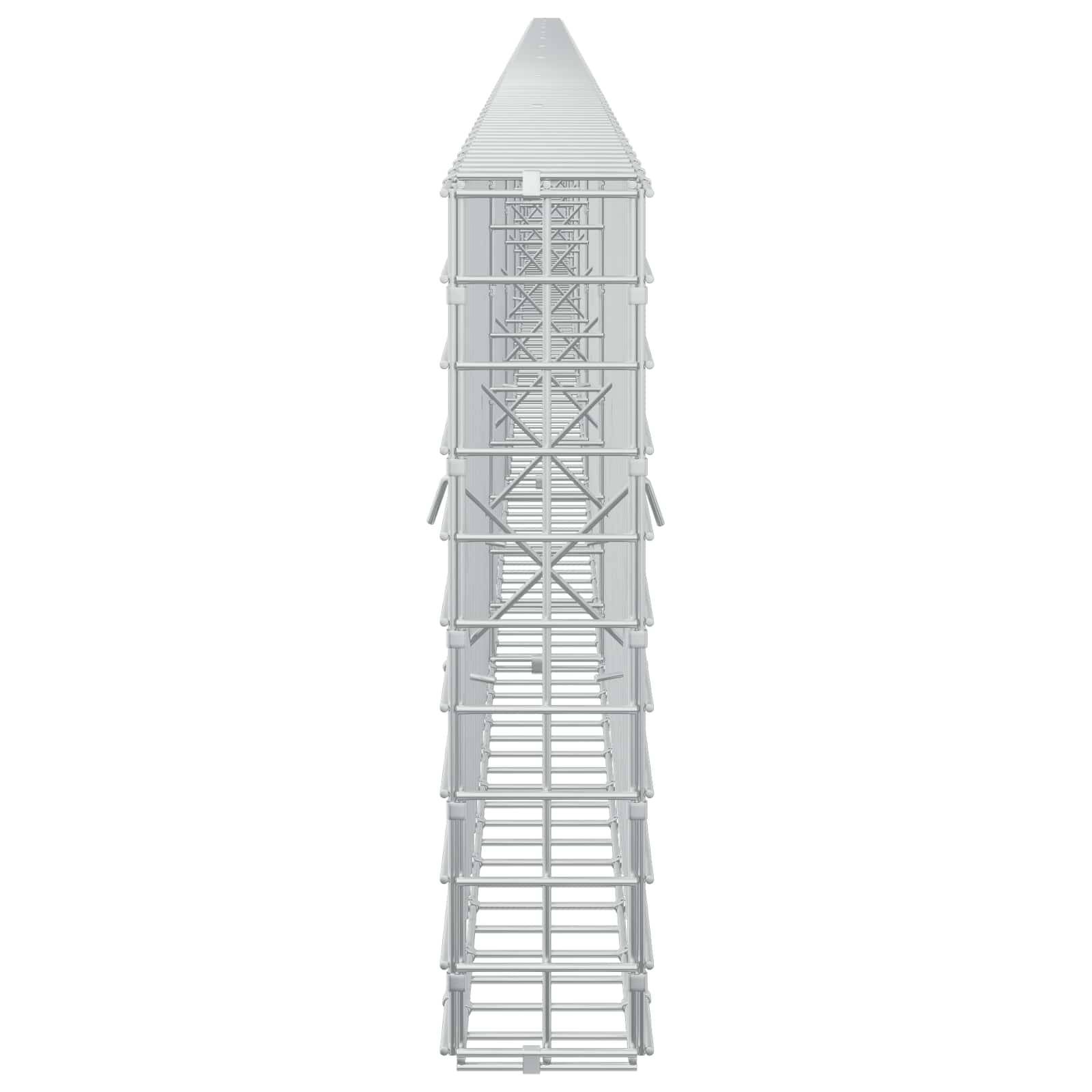 Vorderansicht eines hohen, schmalen Metallgitterturms mit verjüngter Spitze, isoliert auf weißem Hintergrund dargestellt.