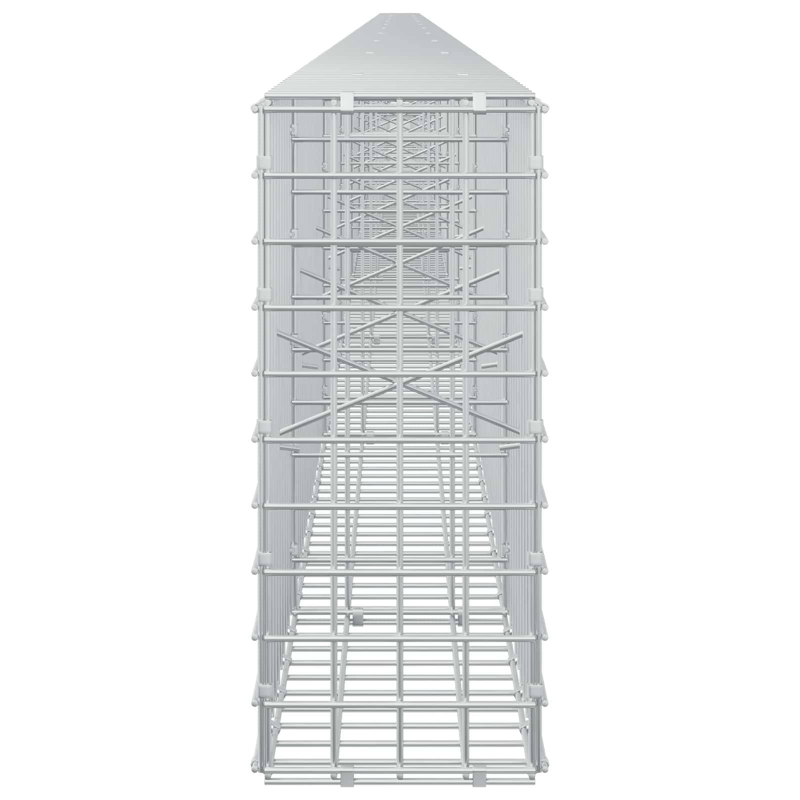 Vorderansicht eines hohen grauen Metallgerüstturms oder Gerüsts mit sich verjüngender Spitze und offenen Gitterseiten auf weißem Hintergrund.