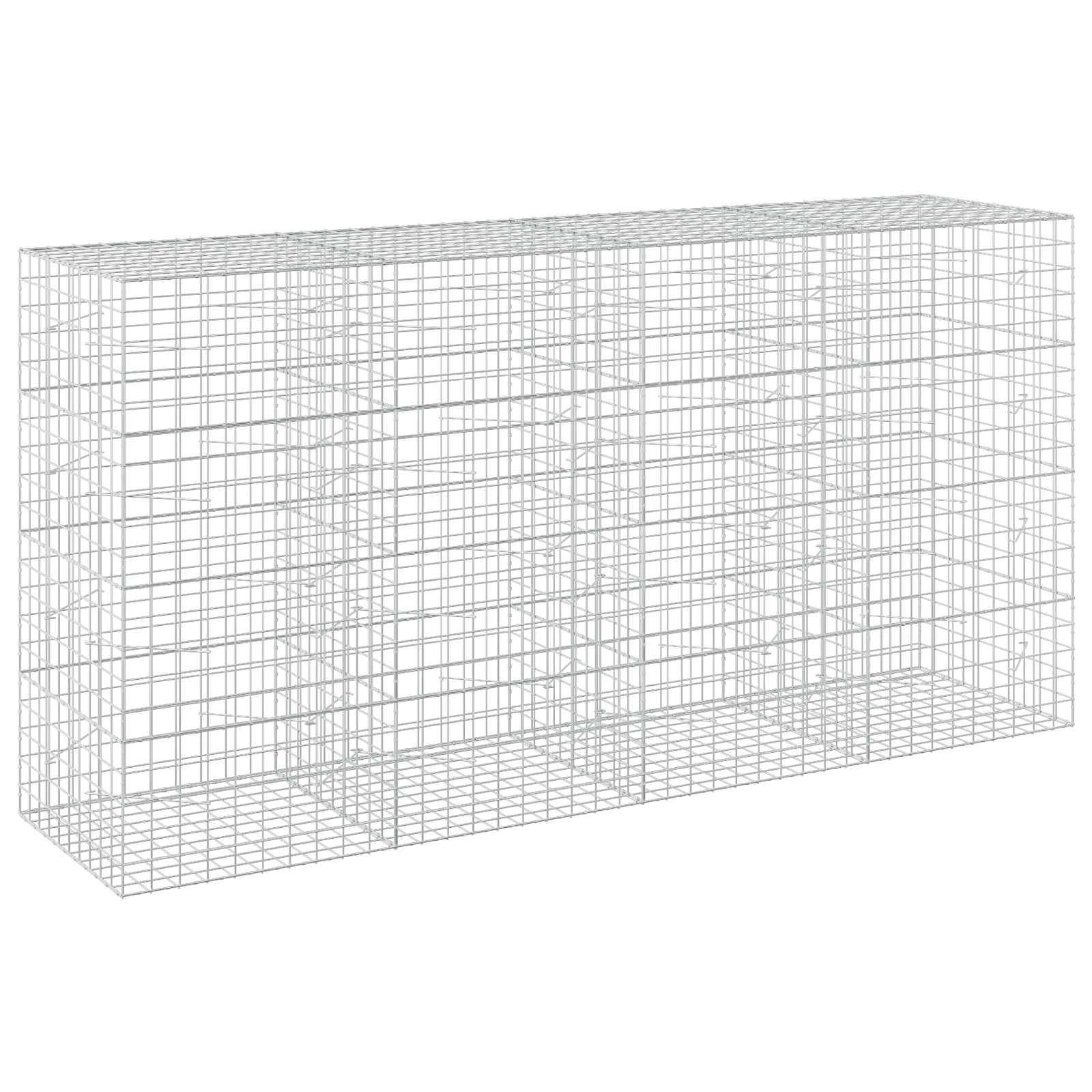 Drahtgittermodell einer langen rechteckigen 3D-Box oder eines Käfigs in Perspektive auf weißem Hintergrund.